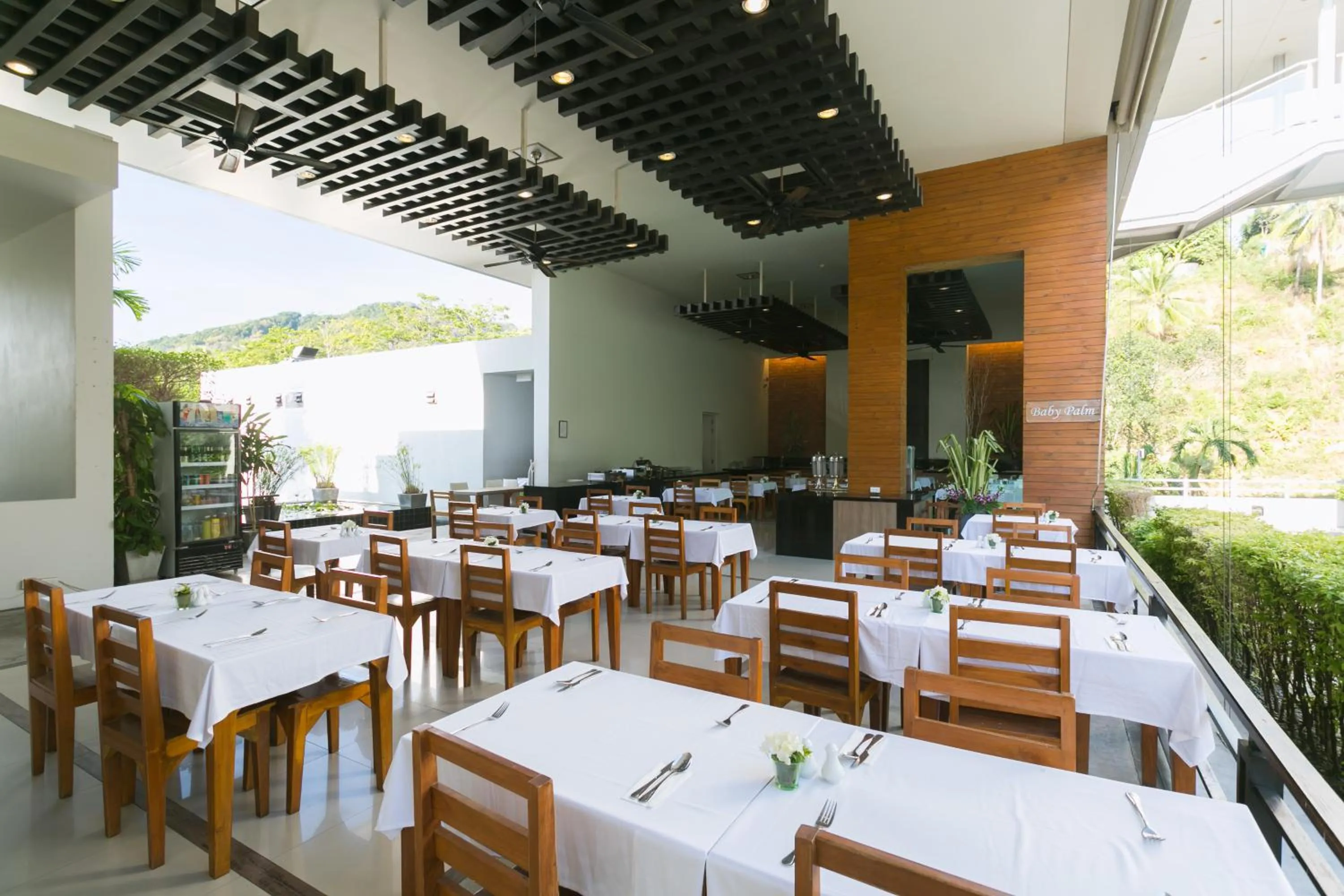 Restaurant/places to eat in Sugar Palm Grand Hillside - SHA Plus
