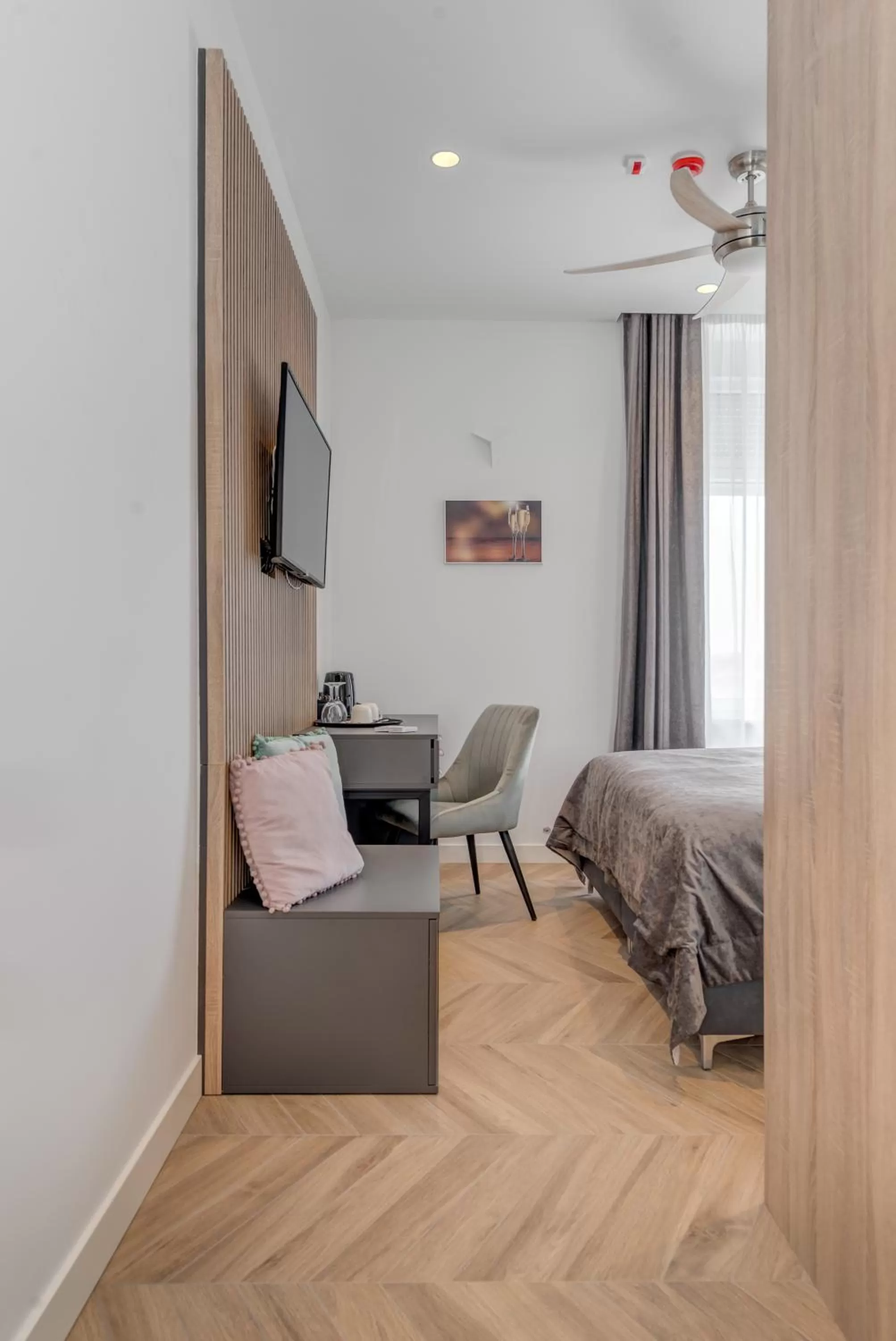 TV and multimedia, Bed in Casa Costabella