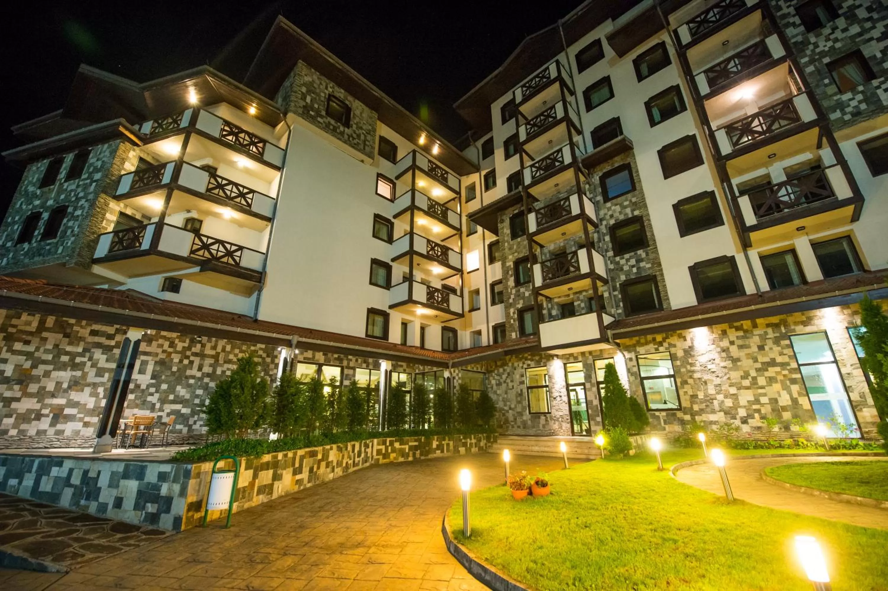 Rhodopi Home Hotel Chepelare- Half Board & Wellness