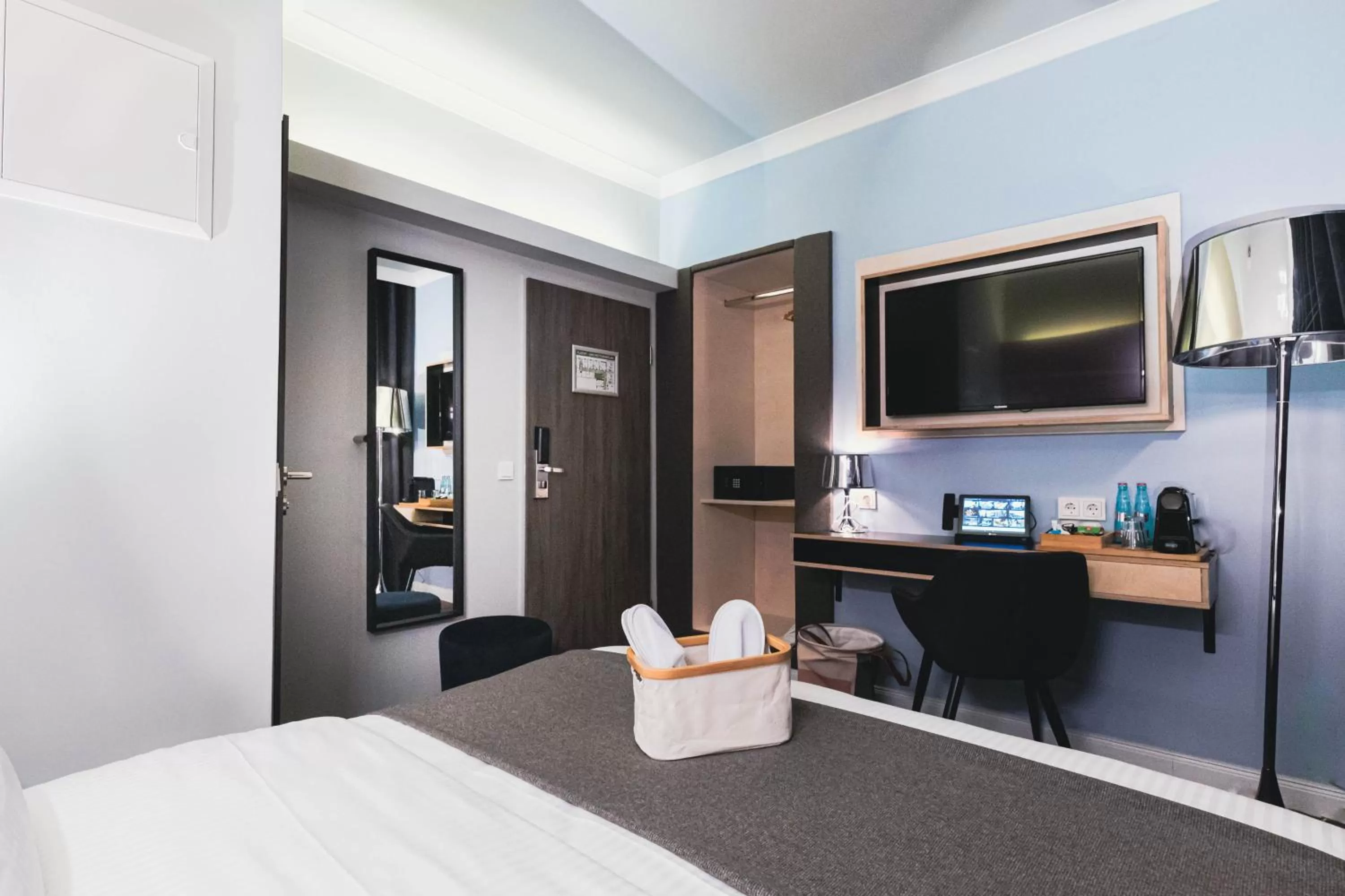 Photo of the whole room, Bed in MountainPark | Event- und Tagungshotel