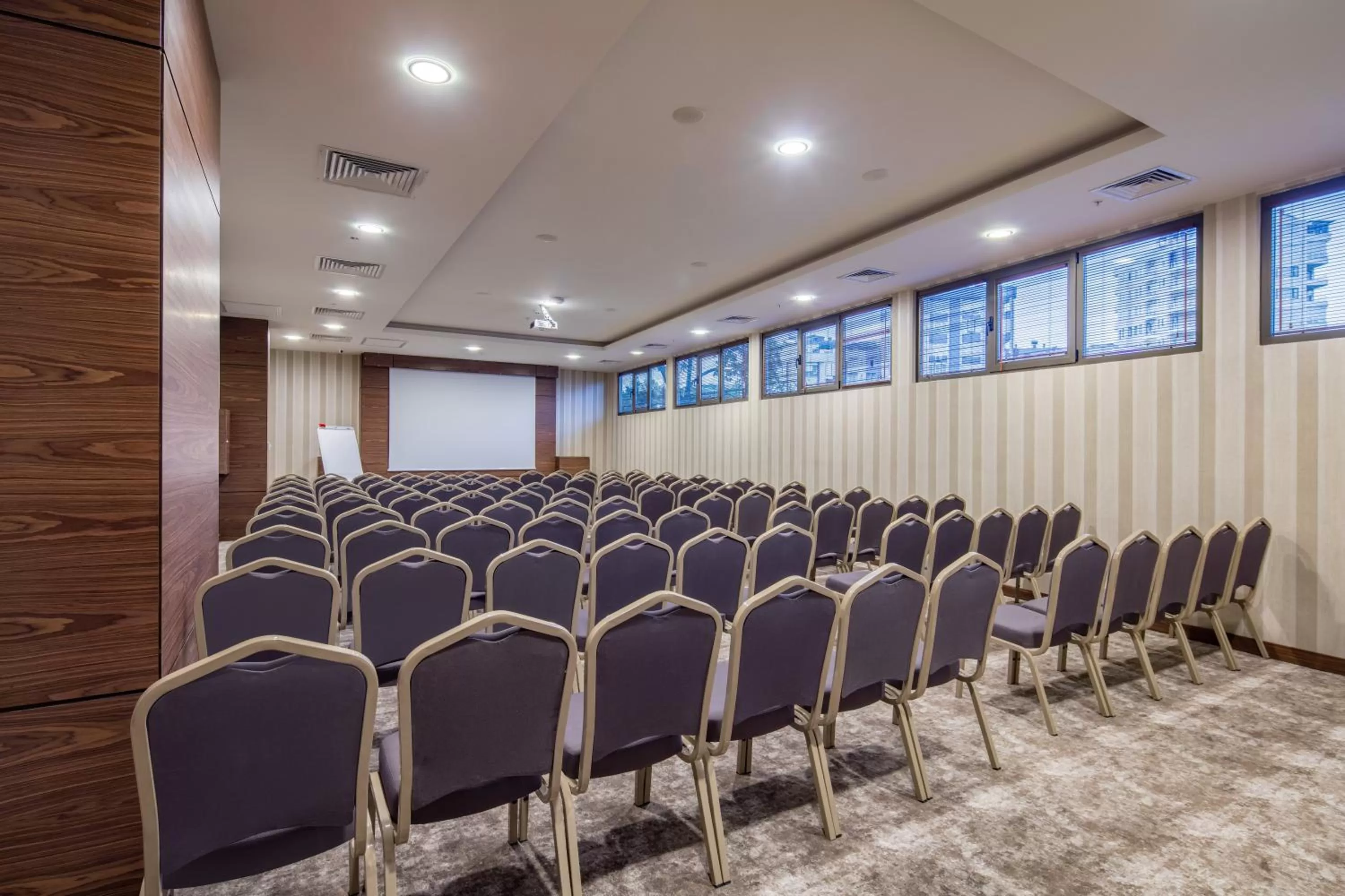 Meeting/conference room in Holiday Inn Antalya - Lara by IHG