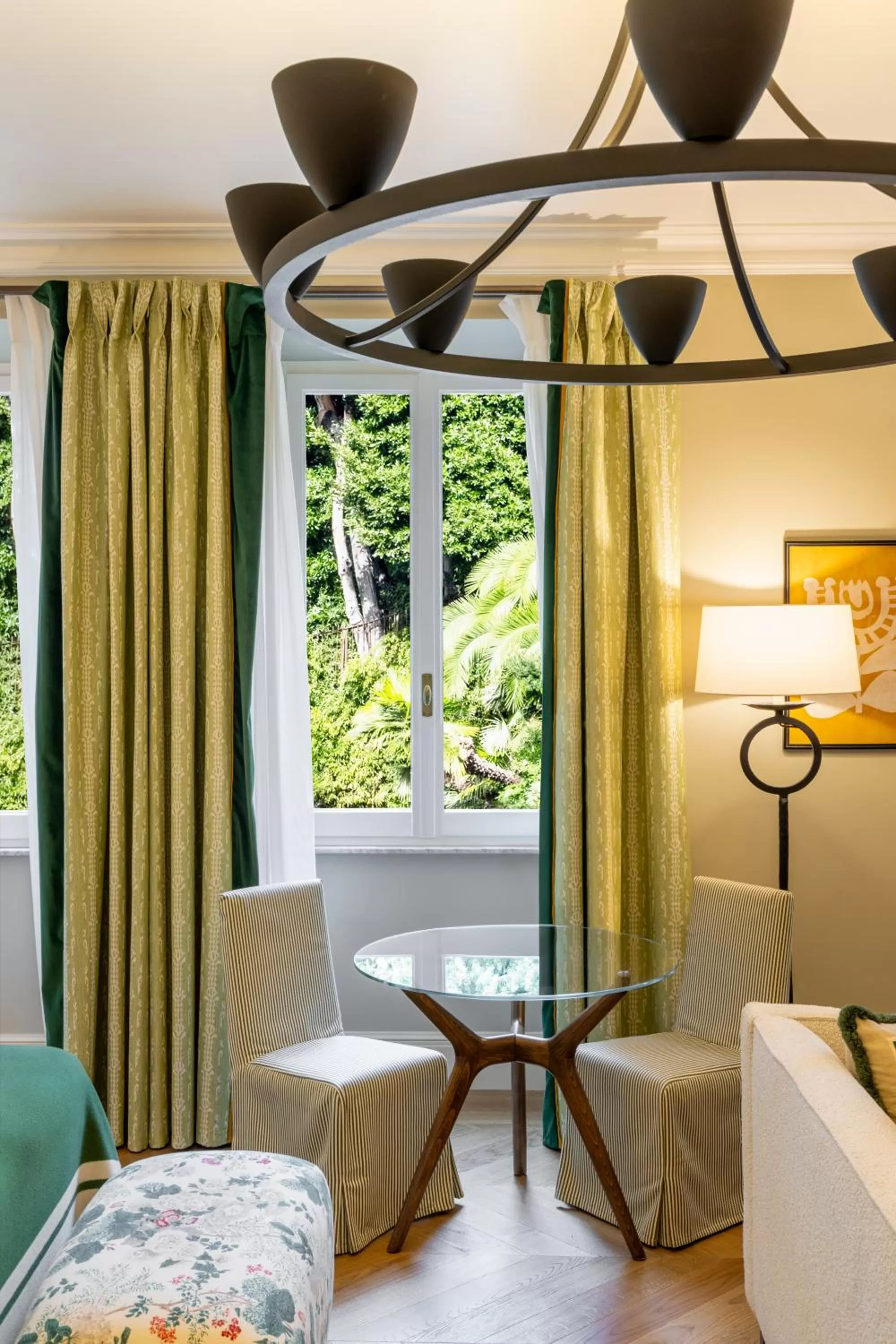 Restaurant/places to eat in Rocco Forte Hotel De Russie