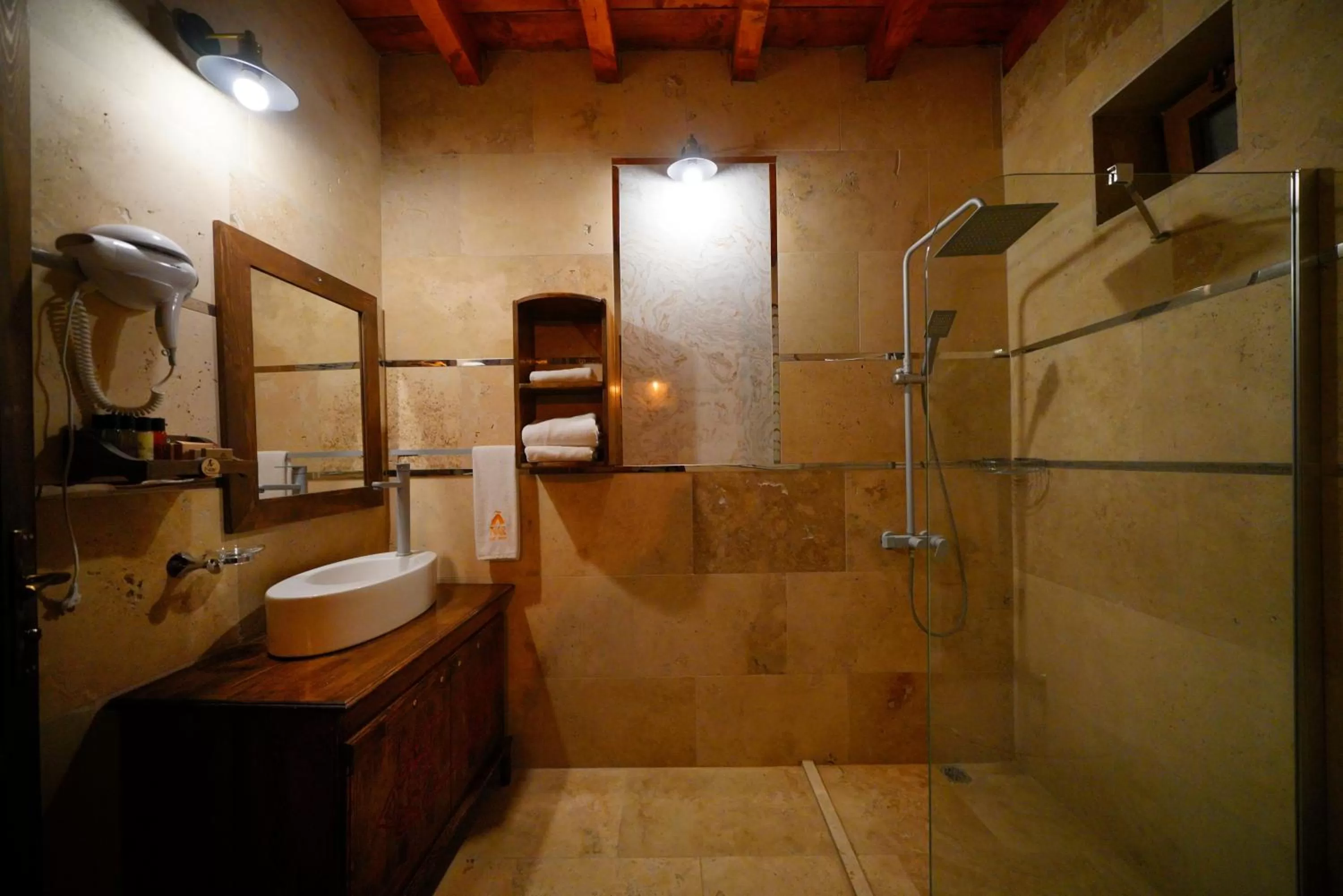 Shower in Cappadocia Nar Cave House & Swimming Pool