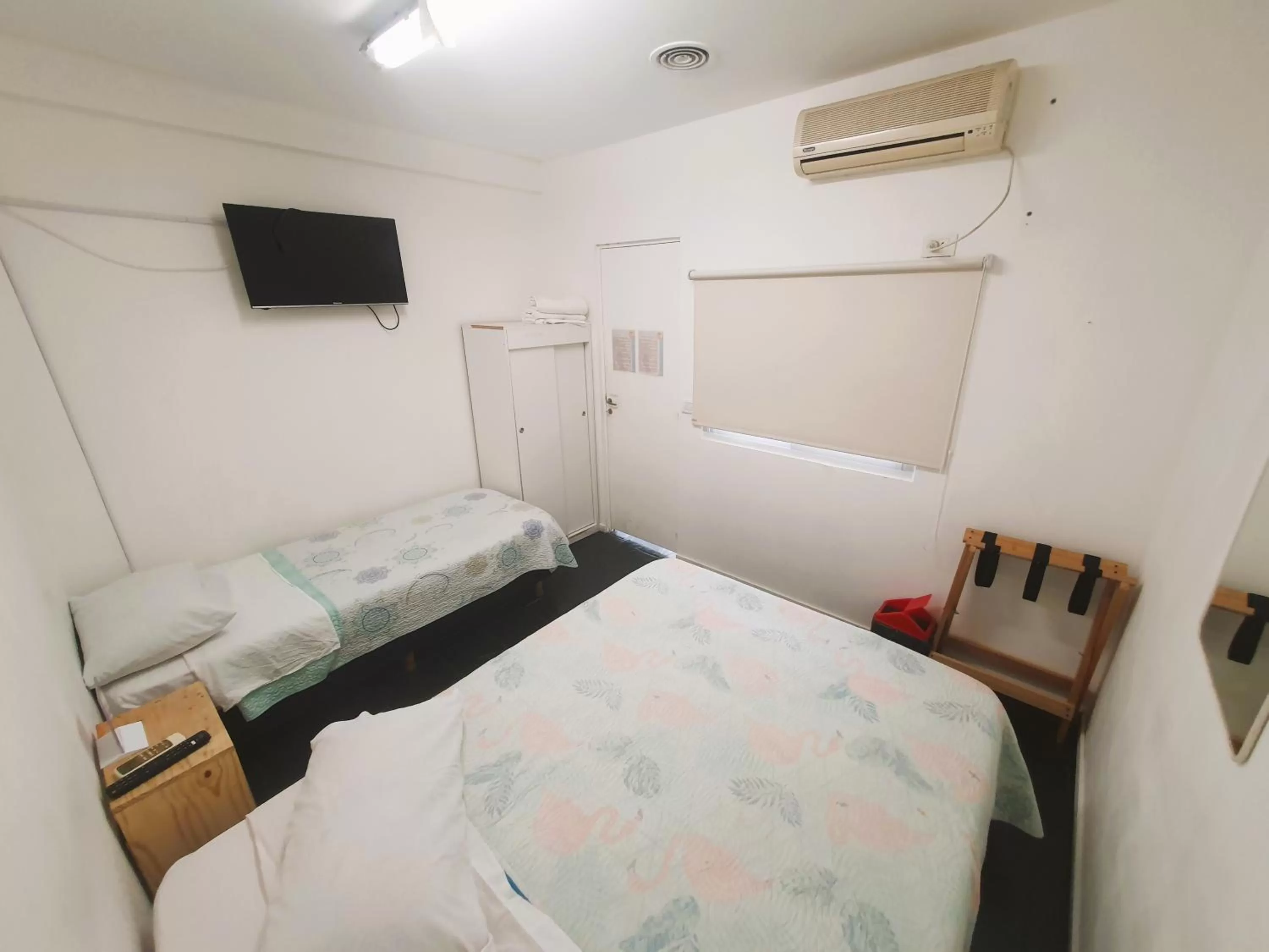 Bed in Habitaciones en Casa con piscina en Palermo Soho!