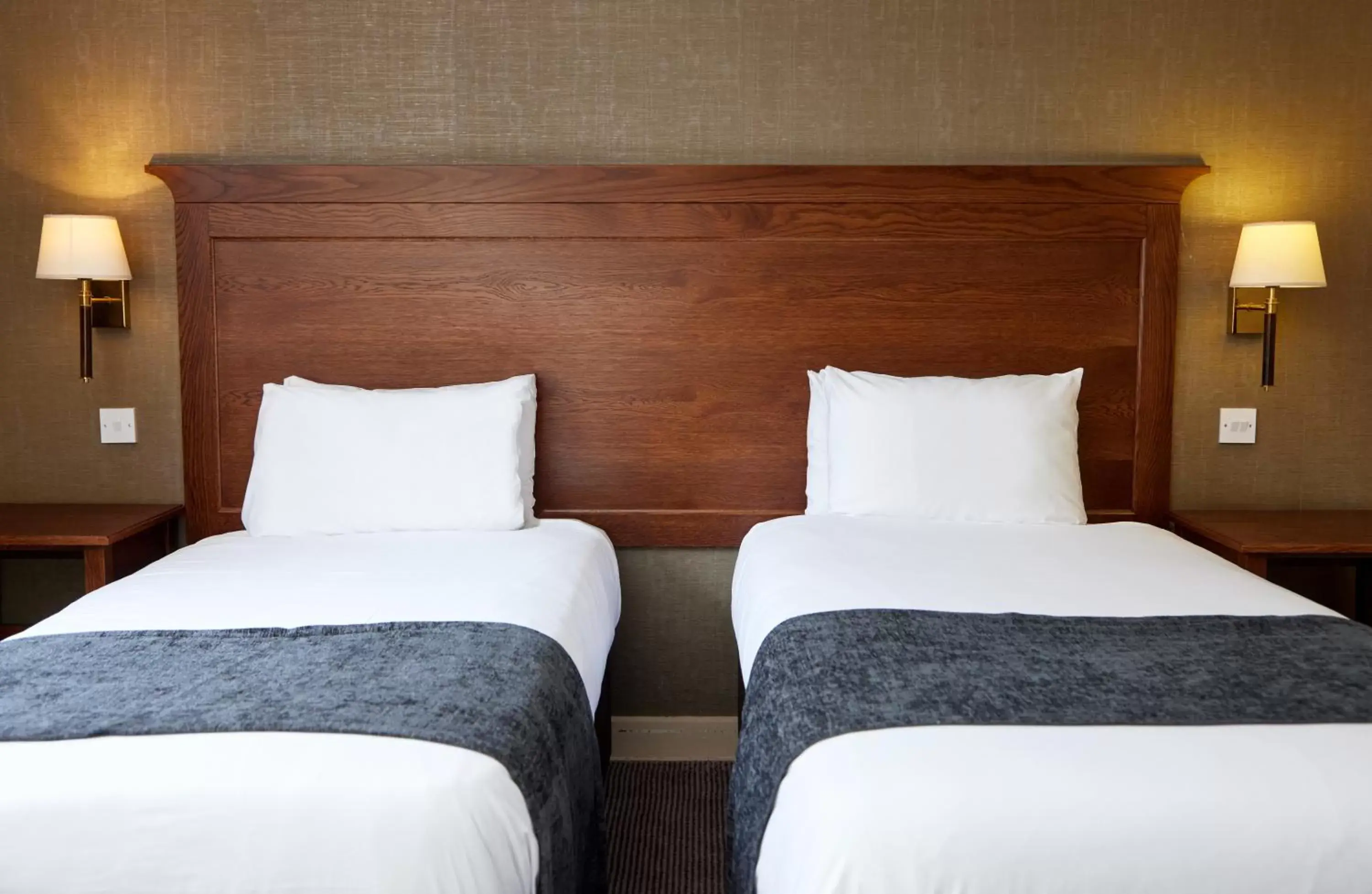 Twin Room in Bell by Greene King Inns Twin Room in Bell by Greene King Inns