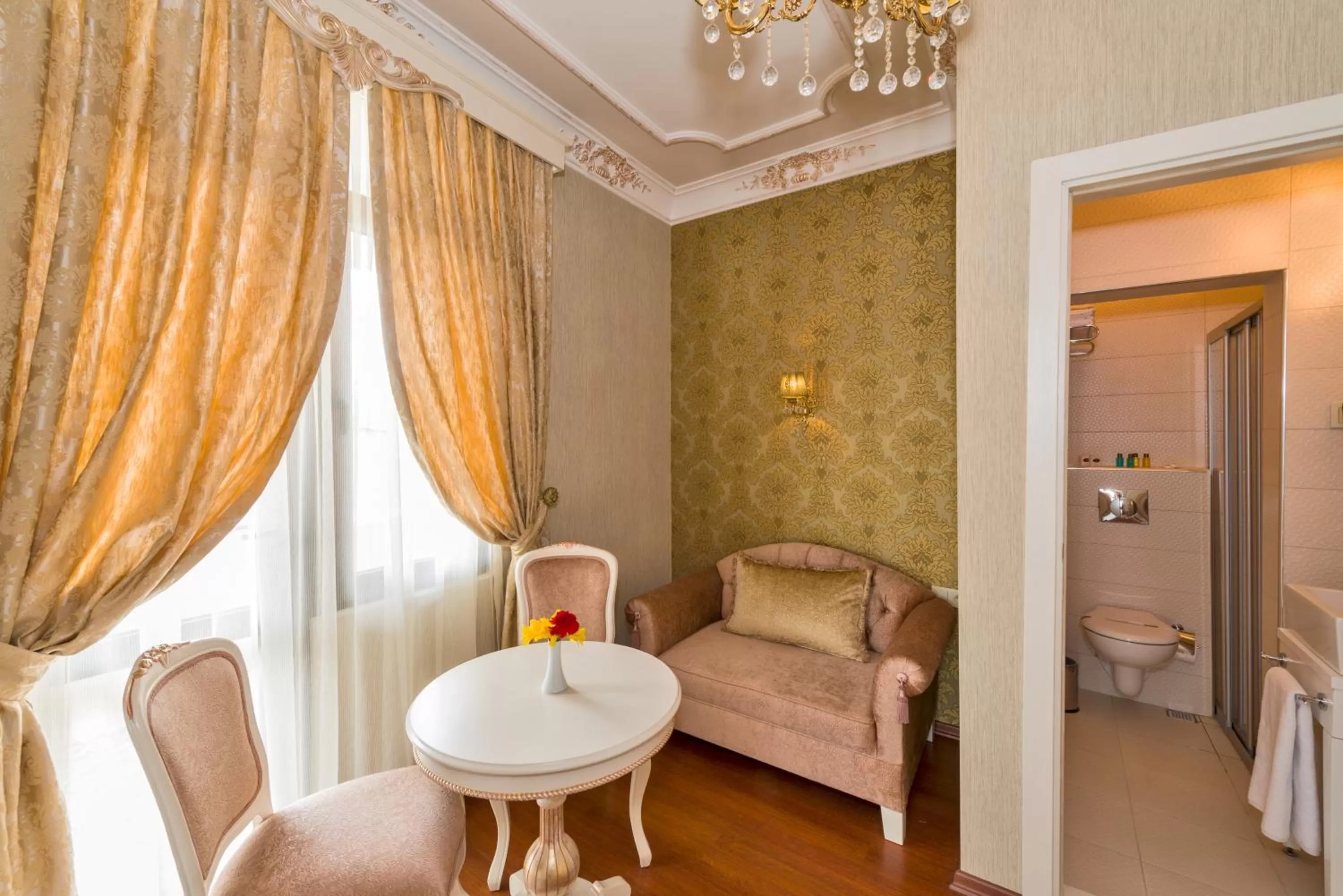 Seating area in Enderun Hotel Istanbul