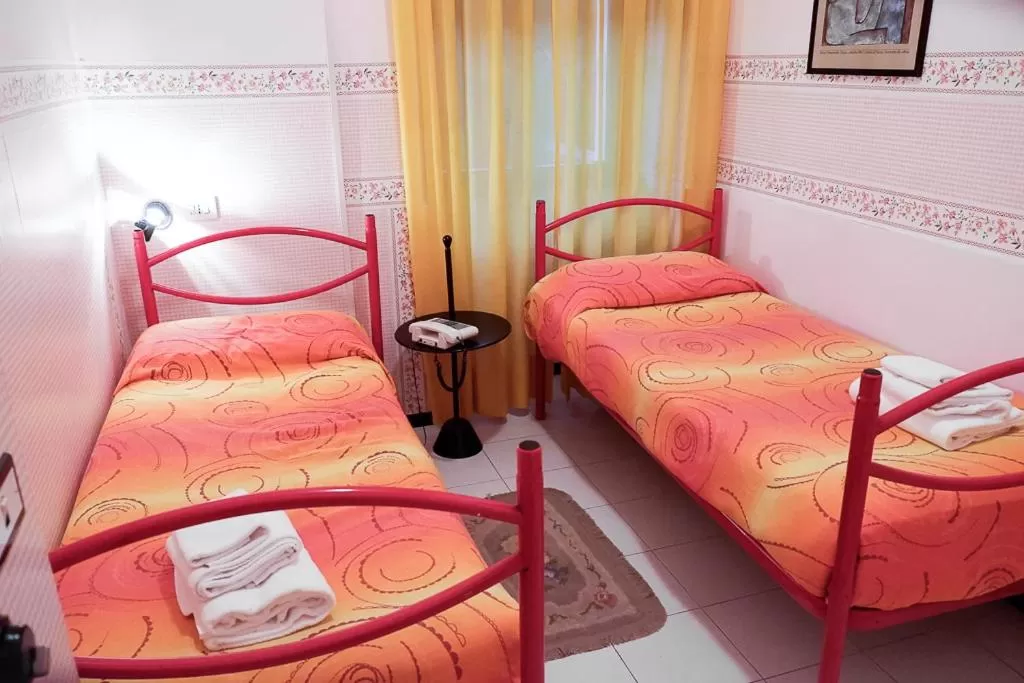 Two Connecting Rooms (4 Adults) in Hotel Letizia