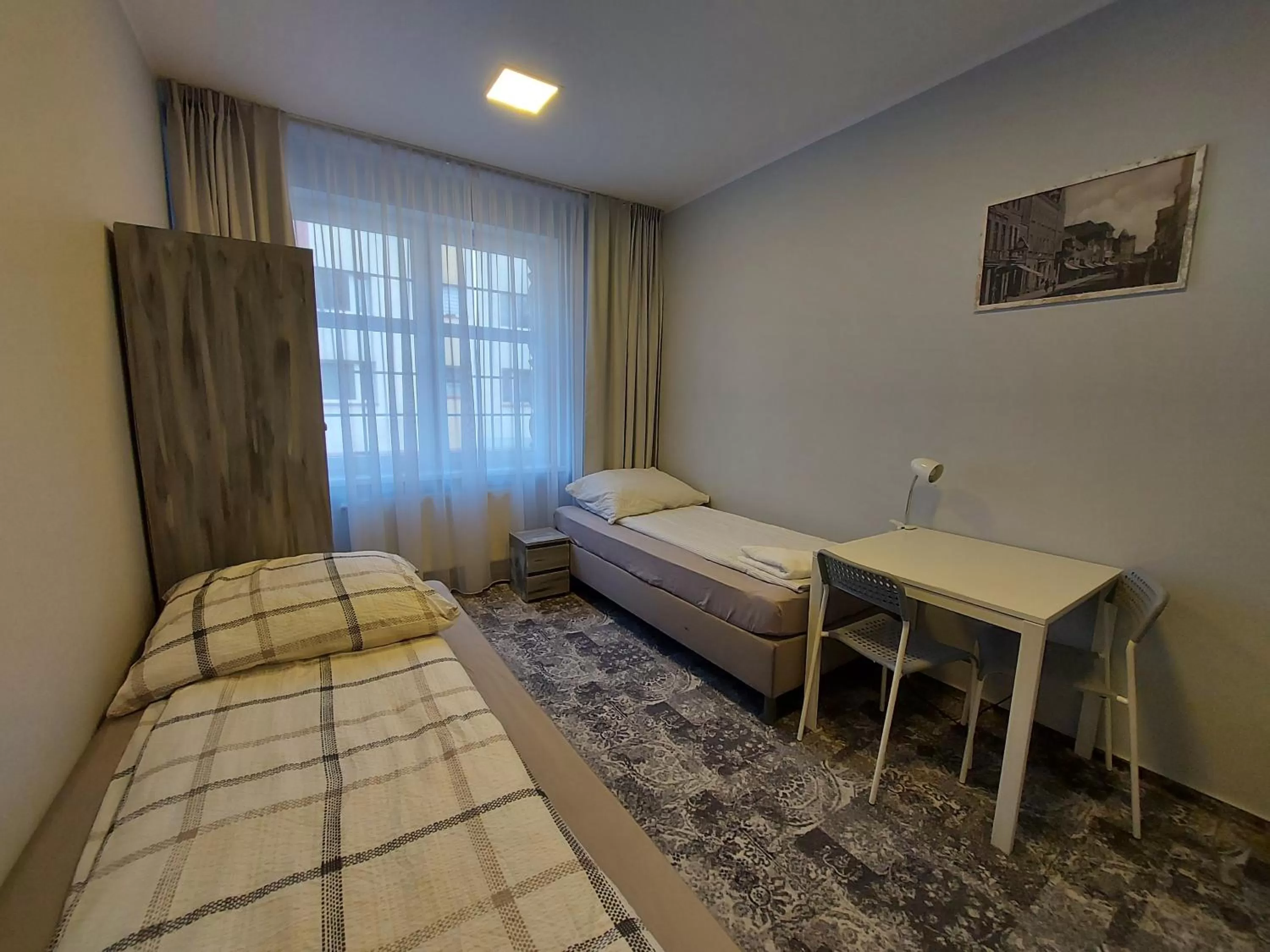 Photo of the whole room, Bed in Kamienica1924