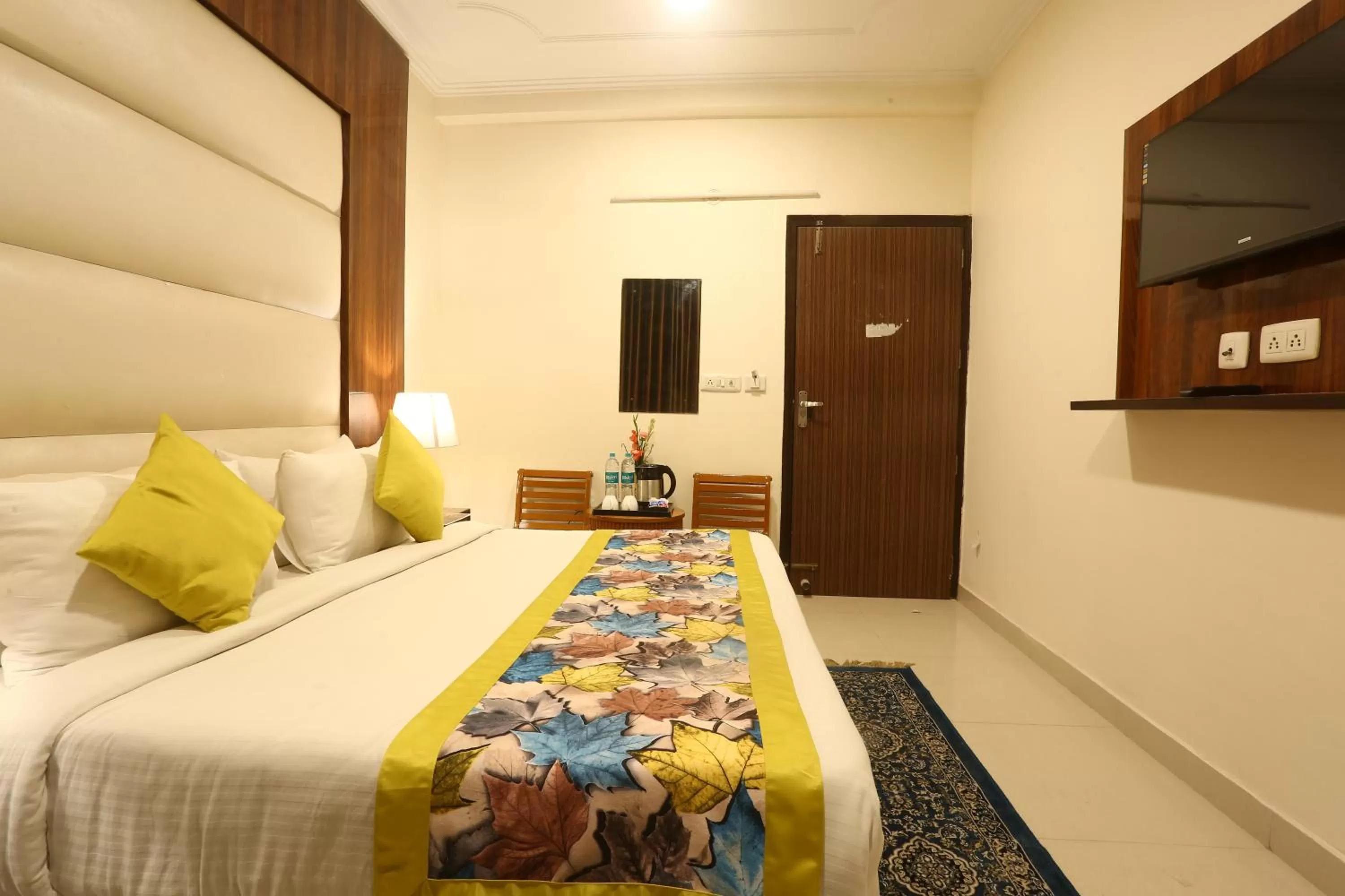 Bedroom in Hotel Earth