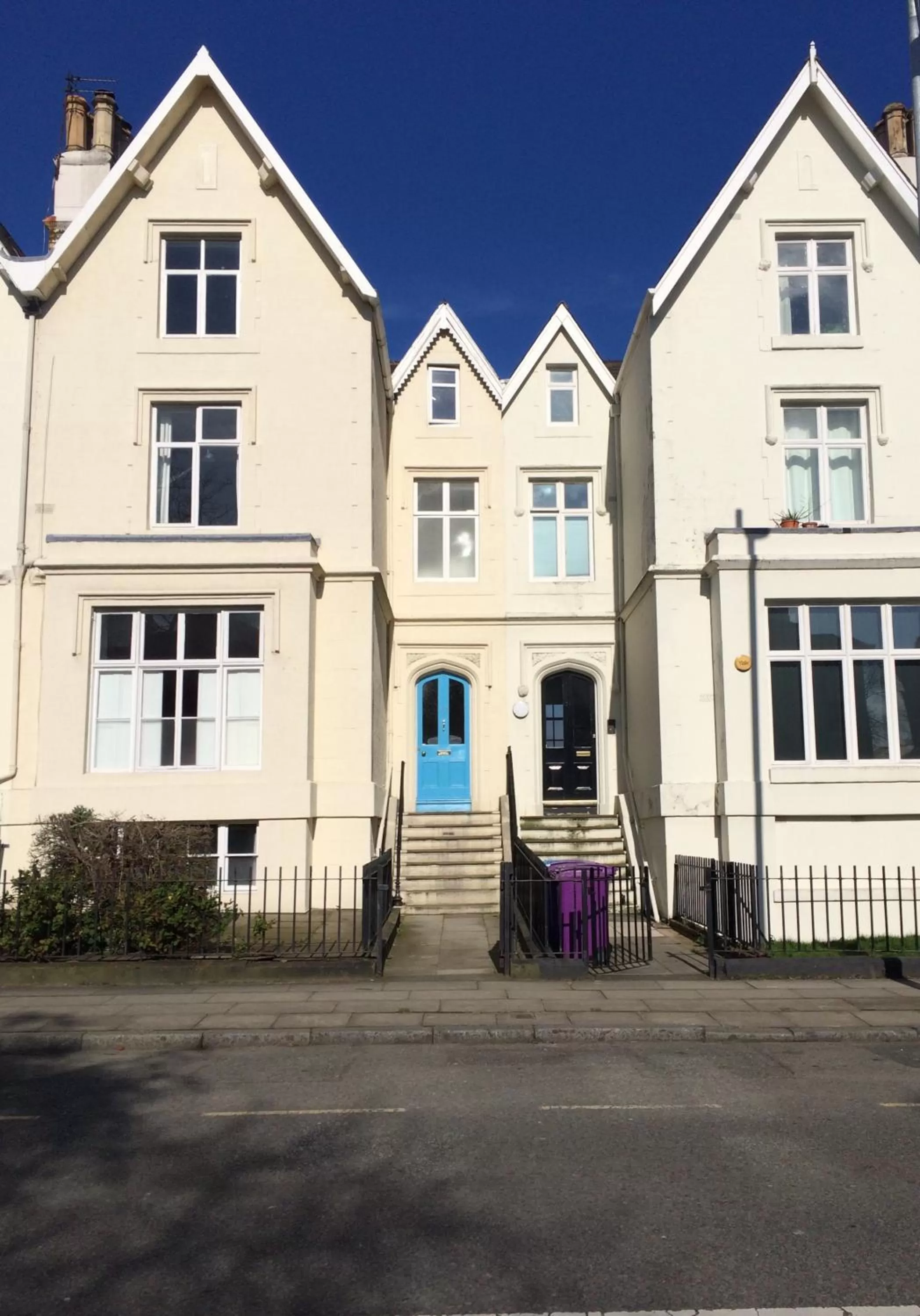 Facade/entrance, Property Building in Square Tree House