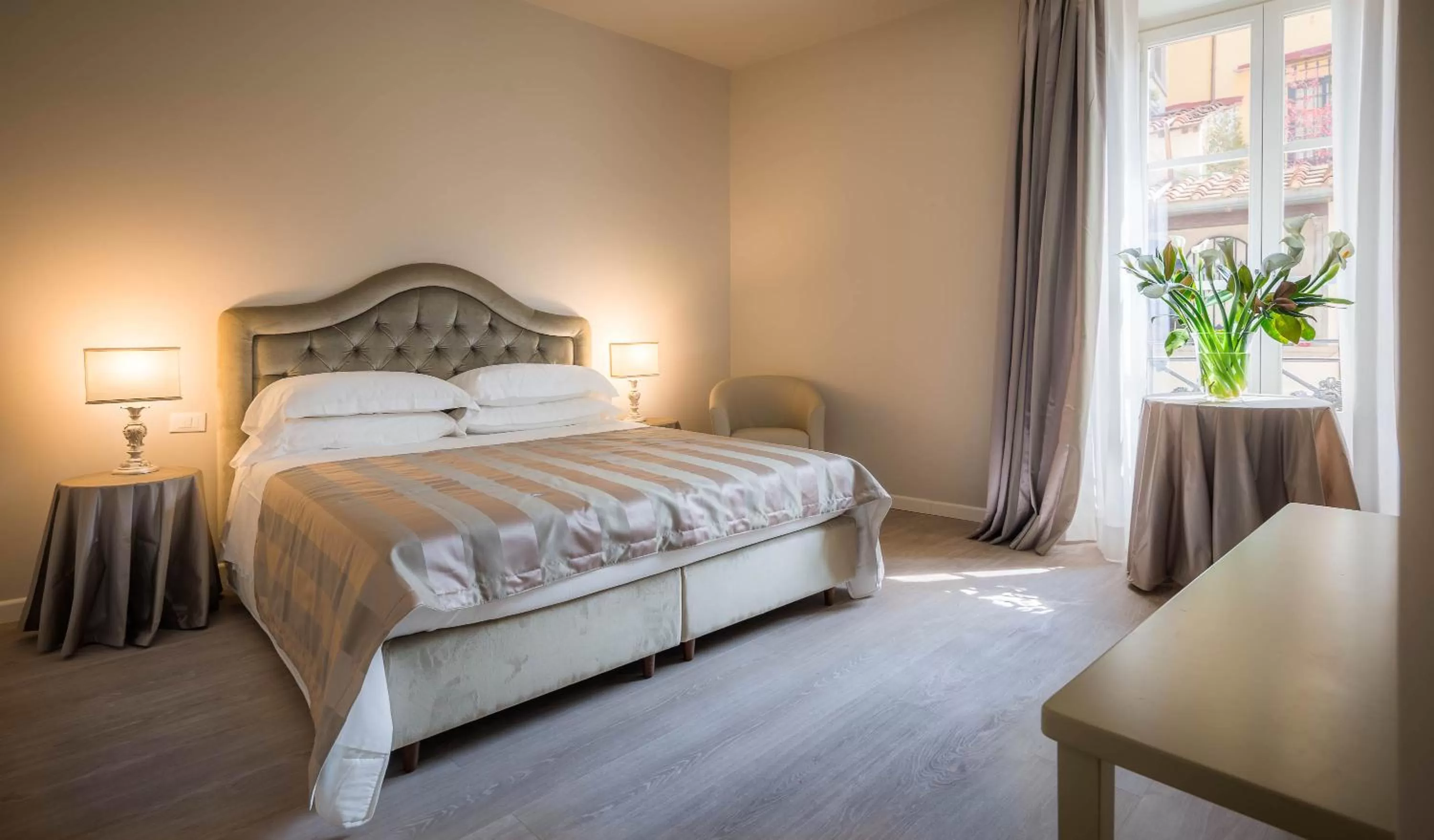 Bed in Hotel Torre Guelfa Palazzo Acciaiuoli