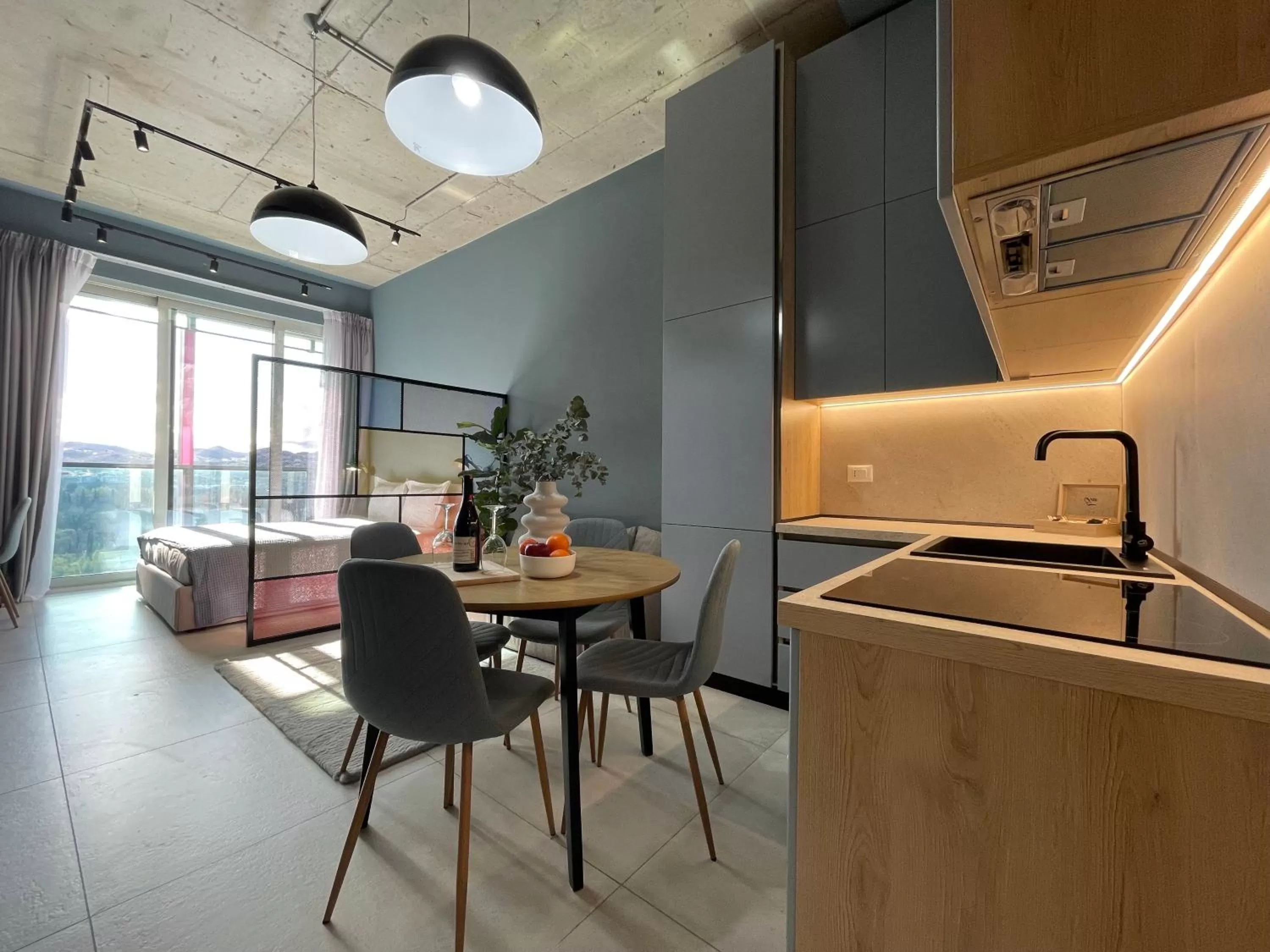 Kitchen or kitchenette, Kitchen/Kitchenette in Ambassador Skyline Apartments