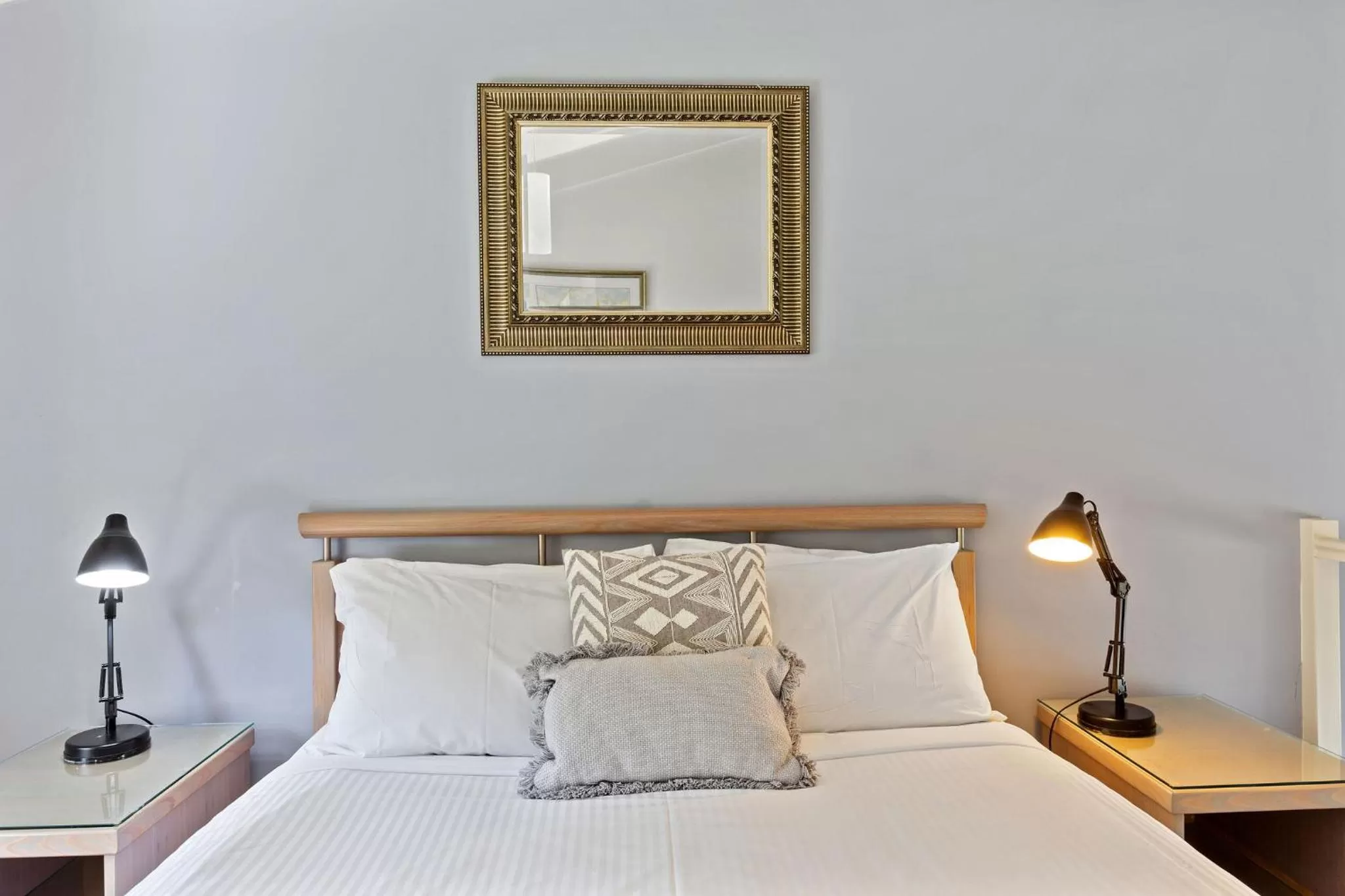 Bed in Whitecrest Eco Apartments Great Ocean Road