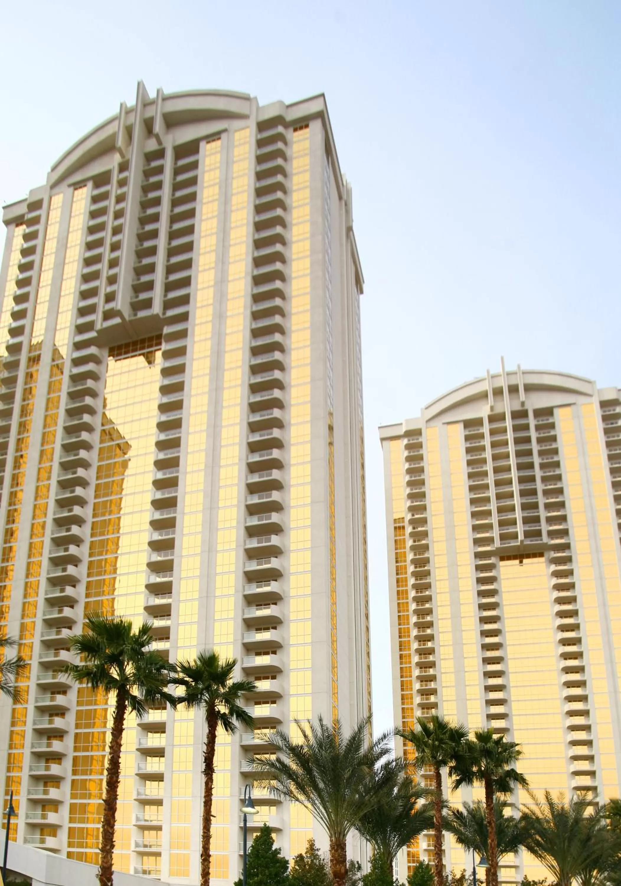 Facade/entrance in Luxury Suites International at The Signature