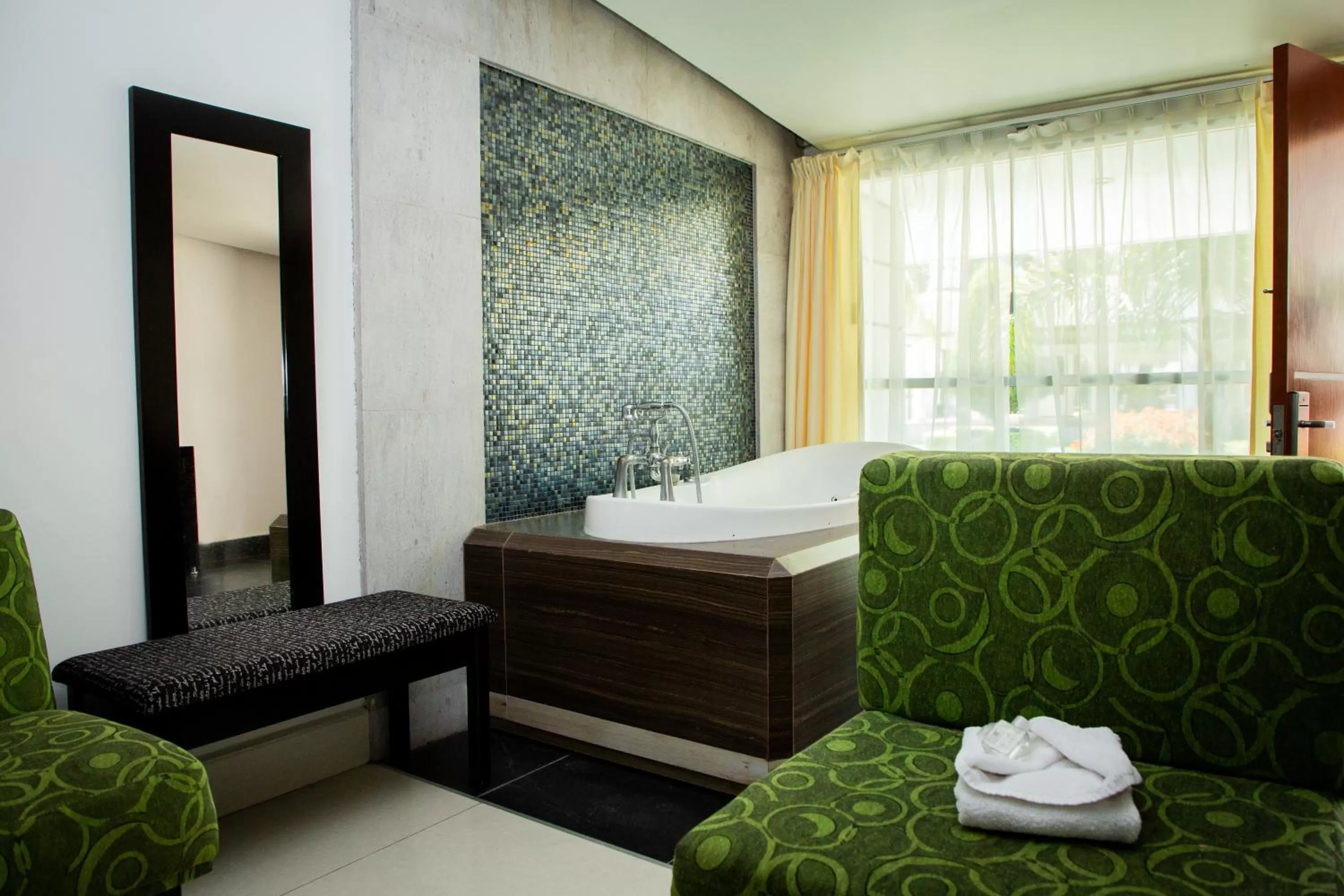 Bedroom, Bed in Hotel María Dolores San Luis Potosí