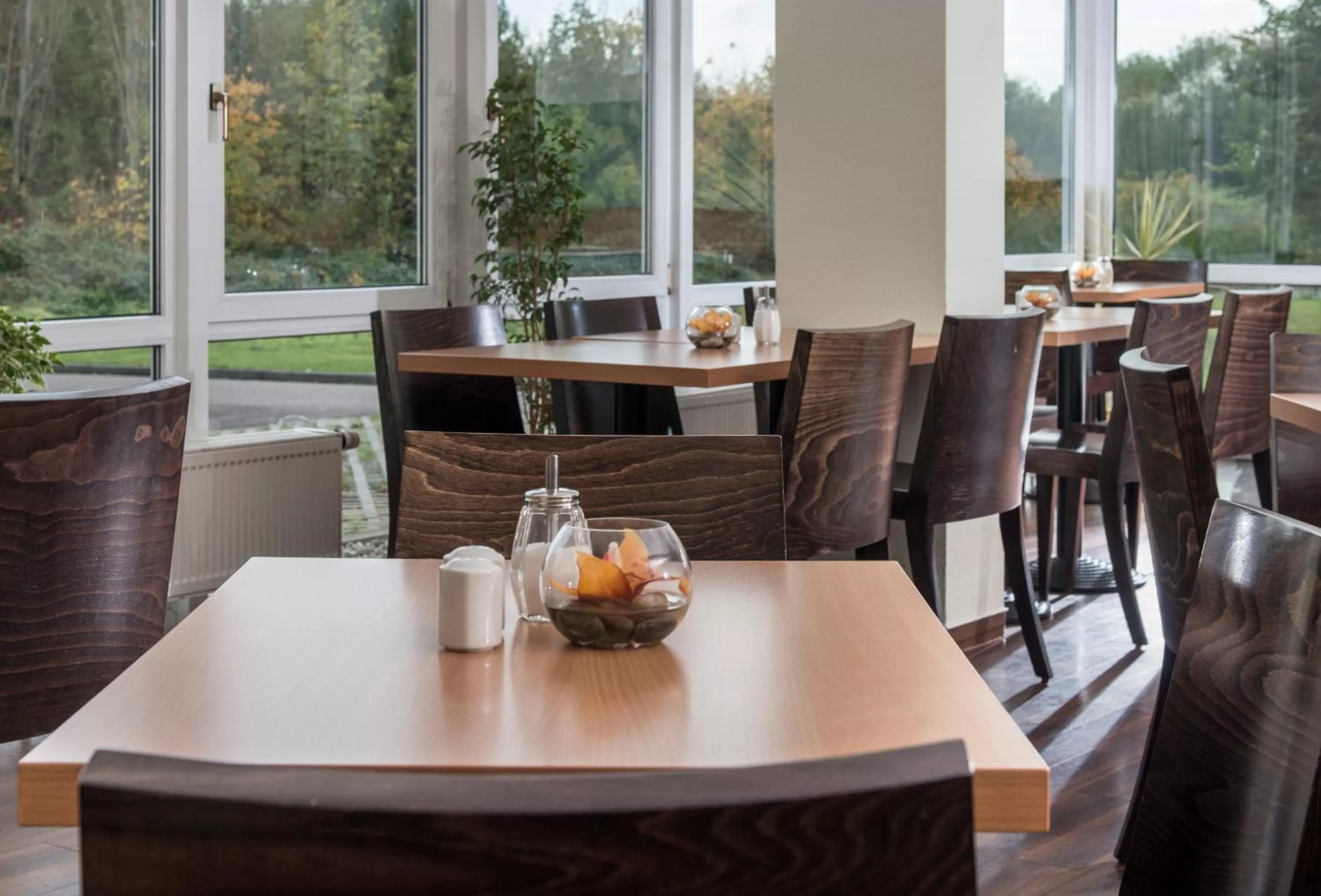 Restaurant/places to eat in ibis Leipzig Nord-Ost