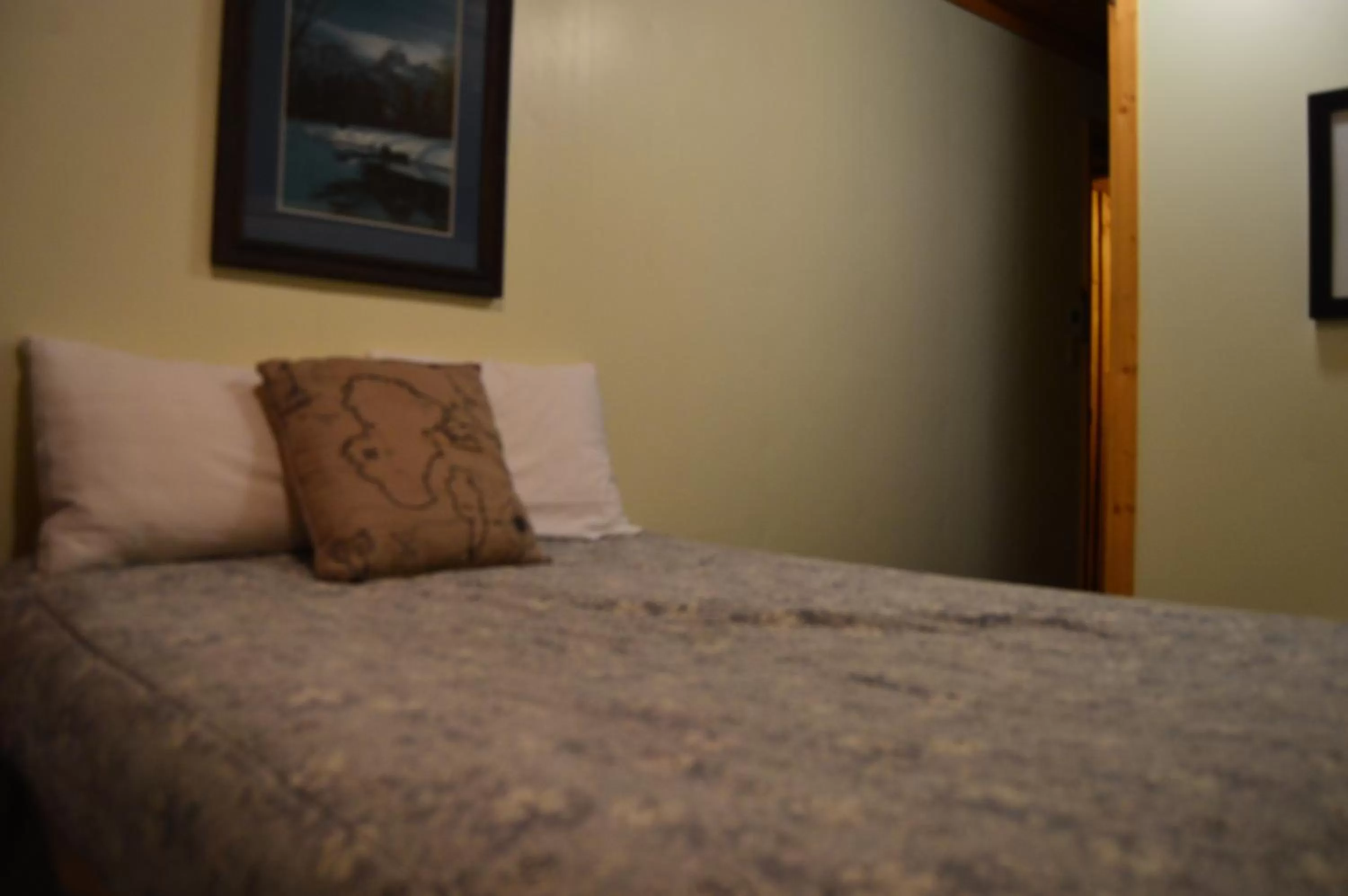 Bed in The Viking Lodge - Downtown Winter Park Colorado