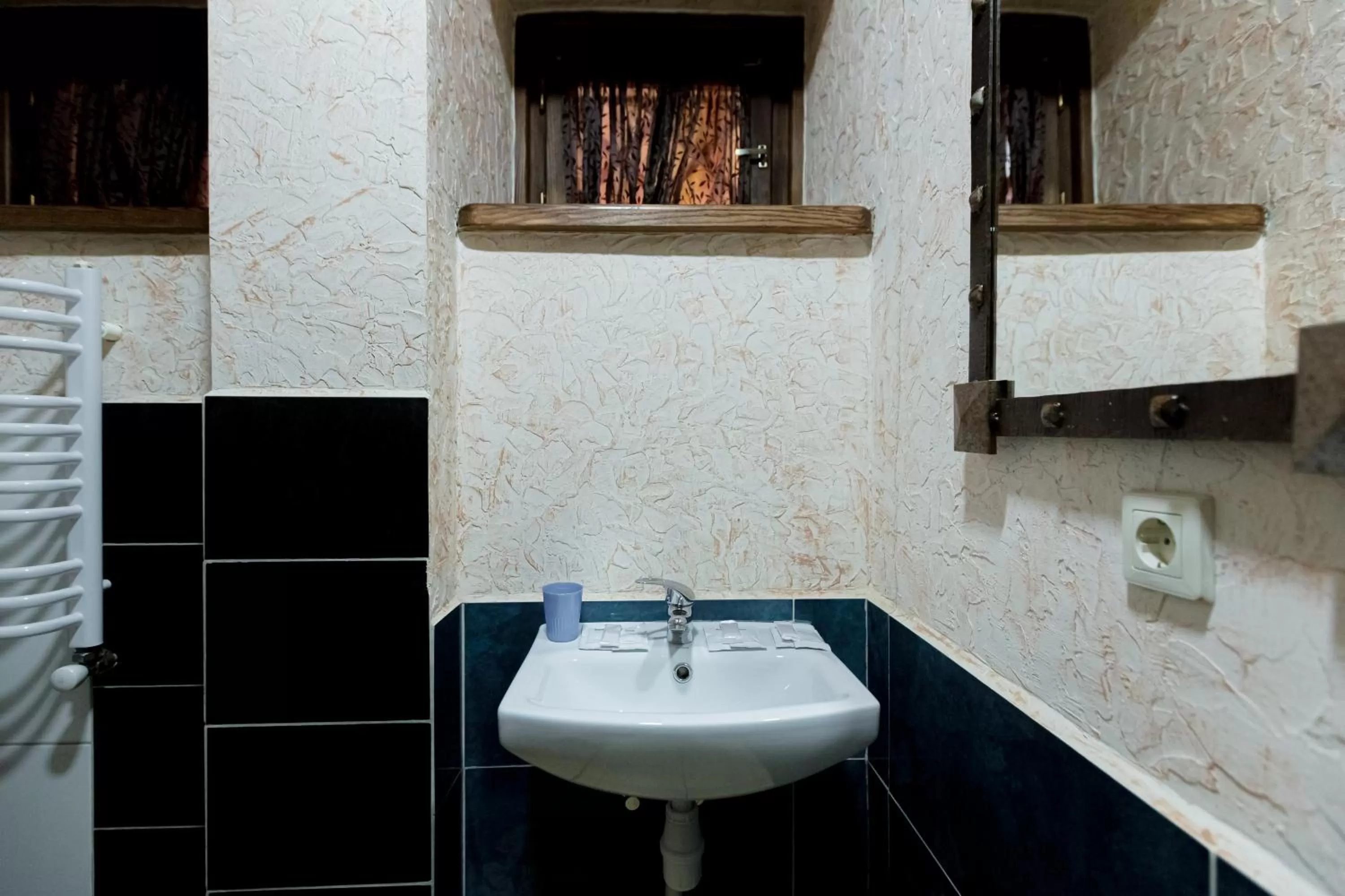 Bathroom in Staryi Krakiv