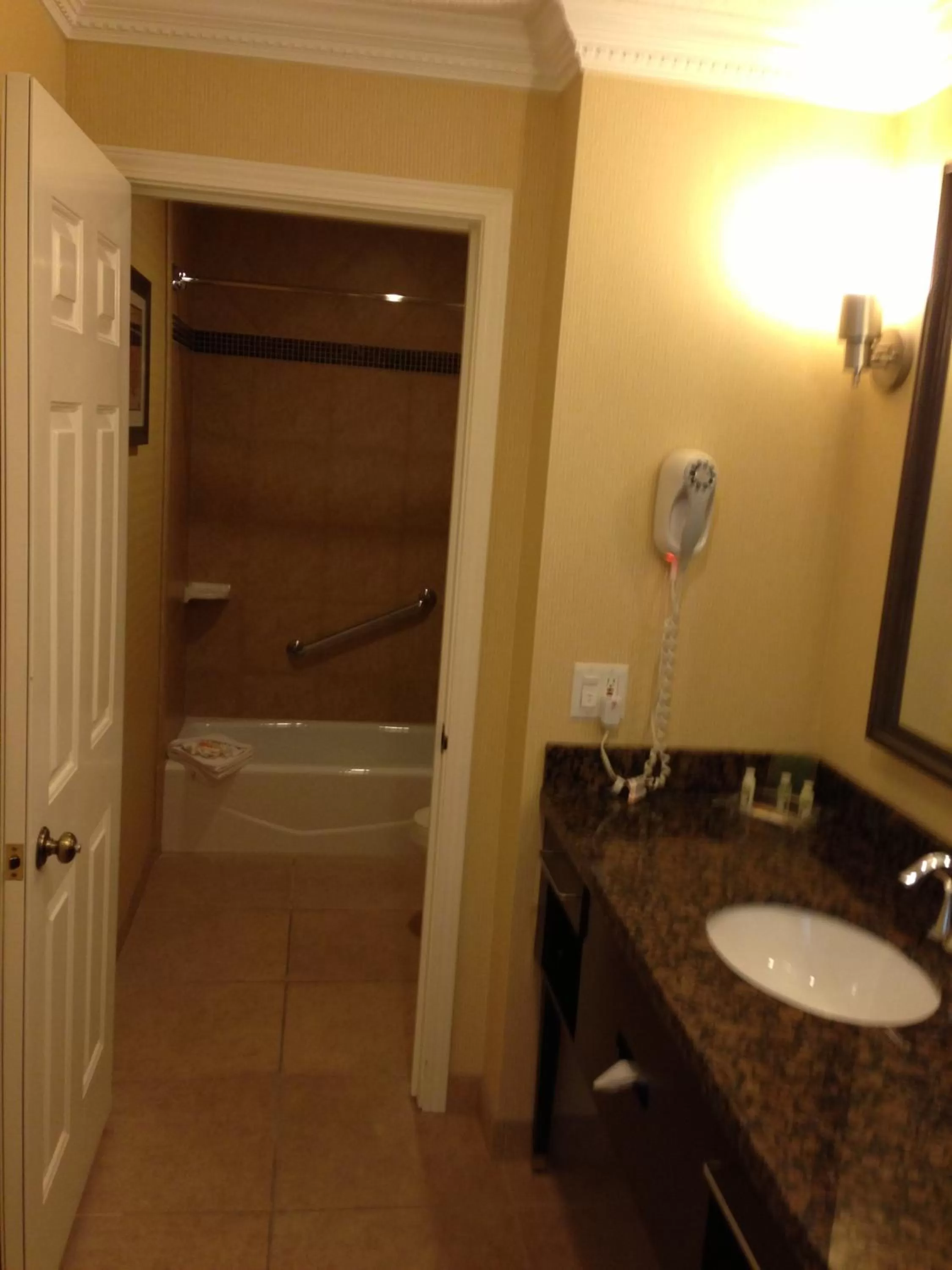 Holiday Inn & Suites San Mateo - SFO by IHG