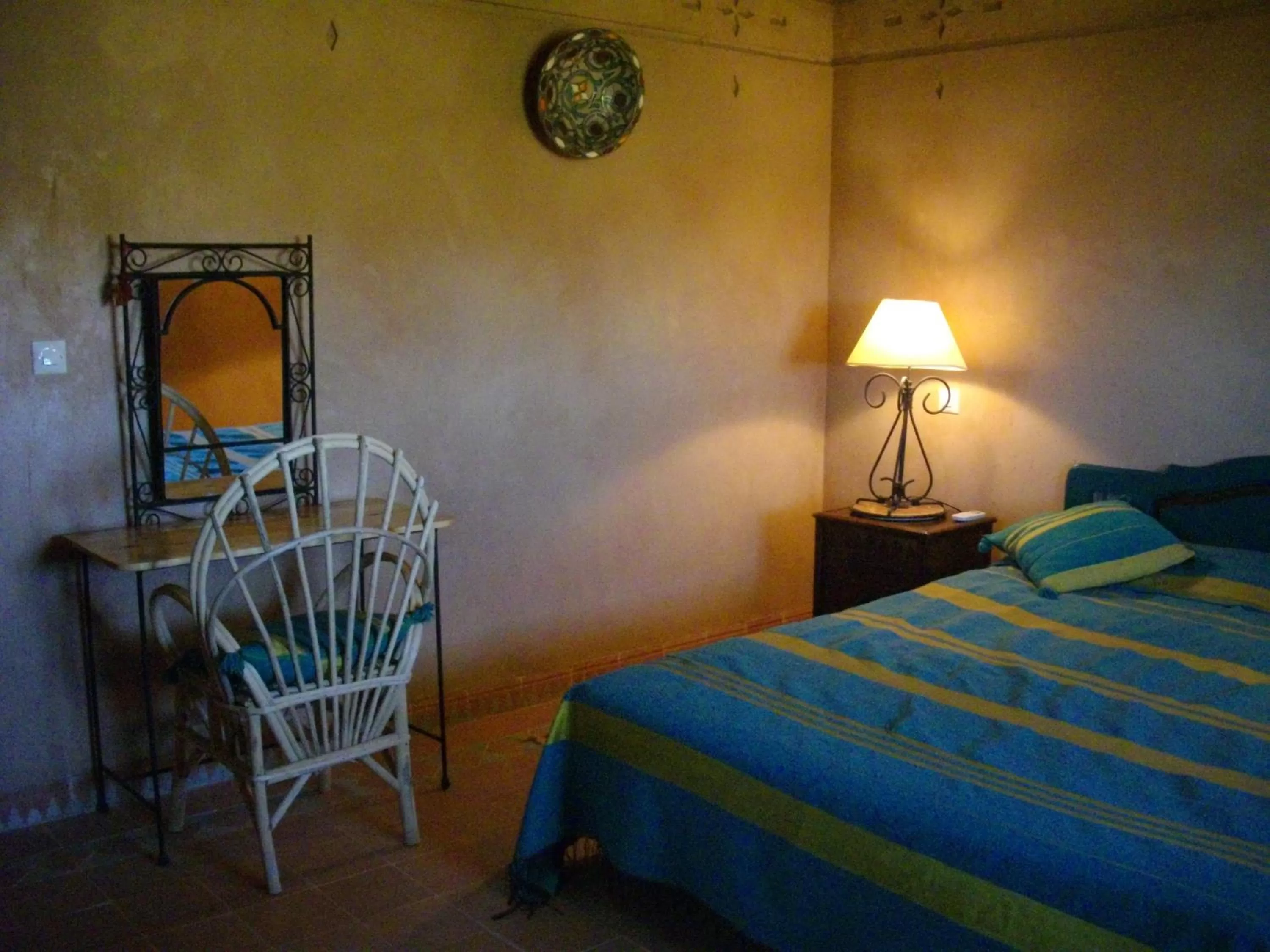 Photo of the whole room, Bed in Kasbah Zitoune
