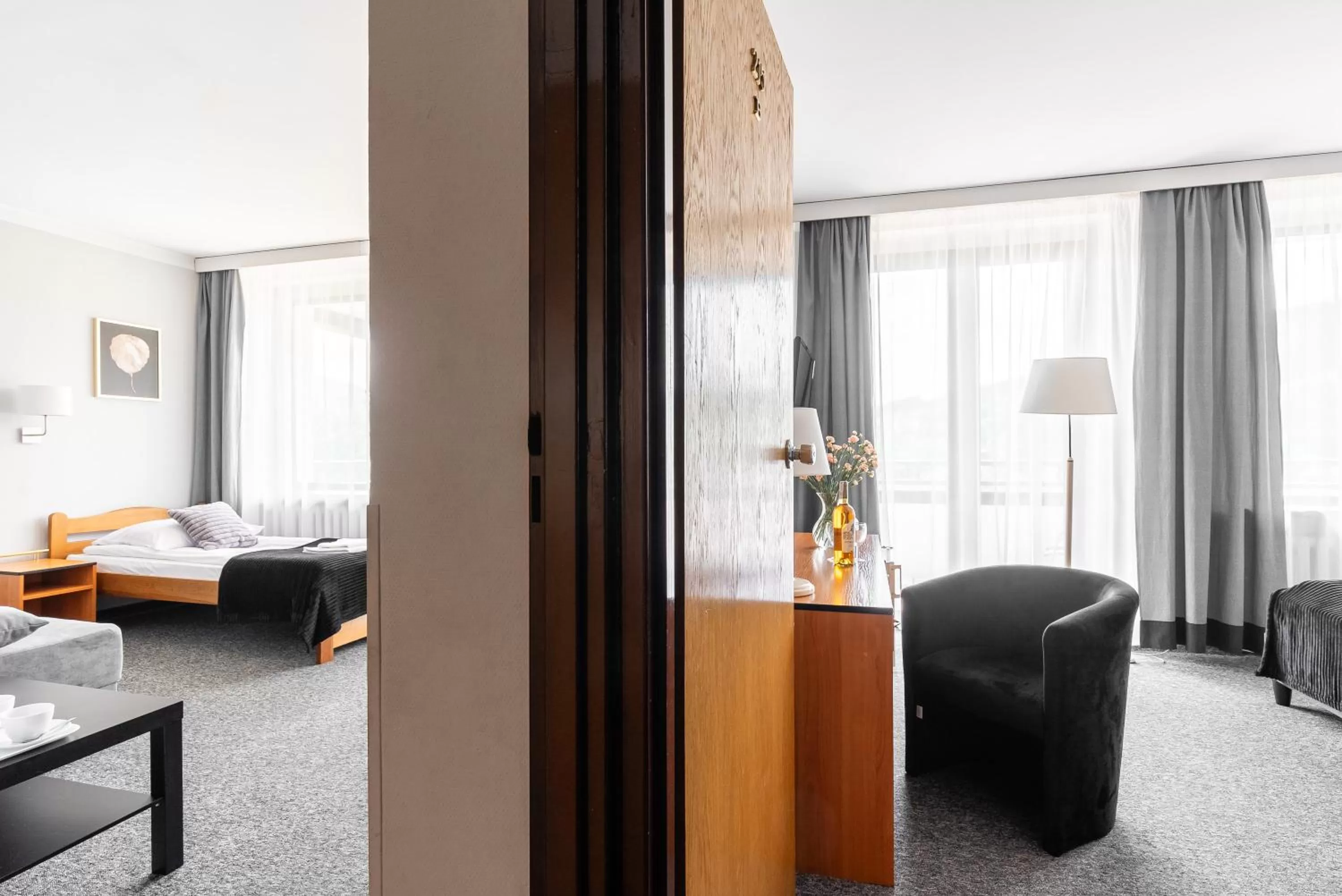 Photo of the whole room, Bed in Hotel Helios 300m od Krupówek nowy BASEN od 12 lipca