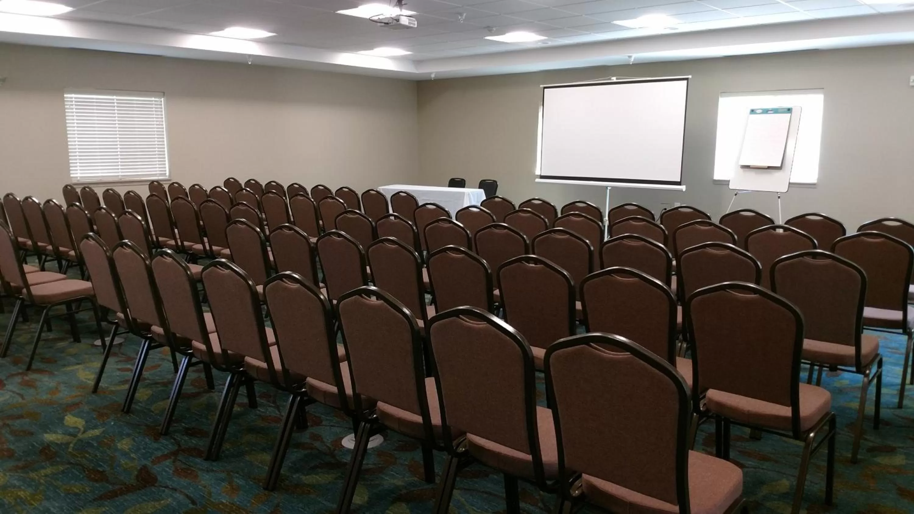 Meeting/conference room in Candlewood Suites Indianapolis Northwest by IHG