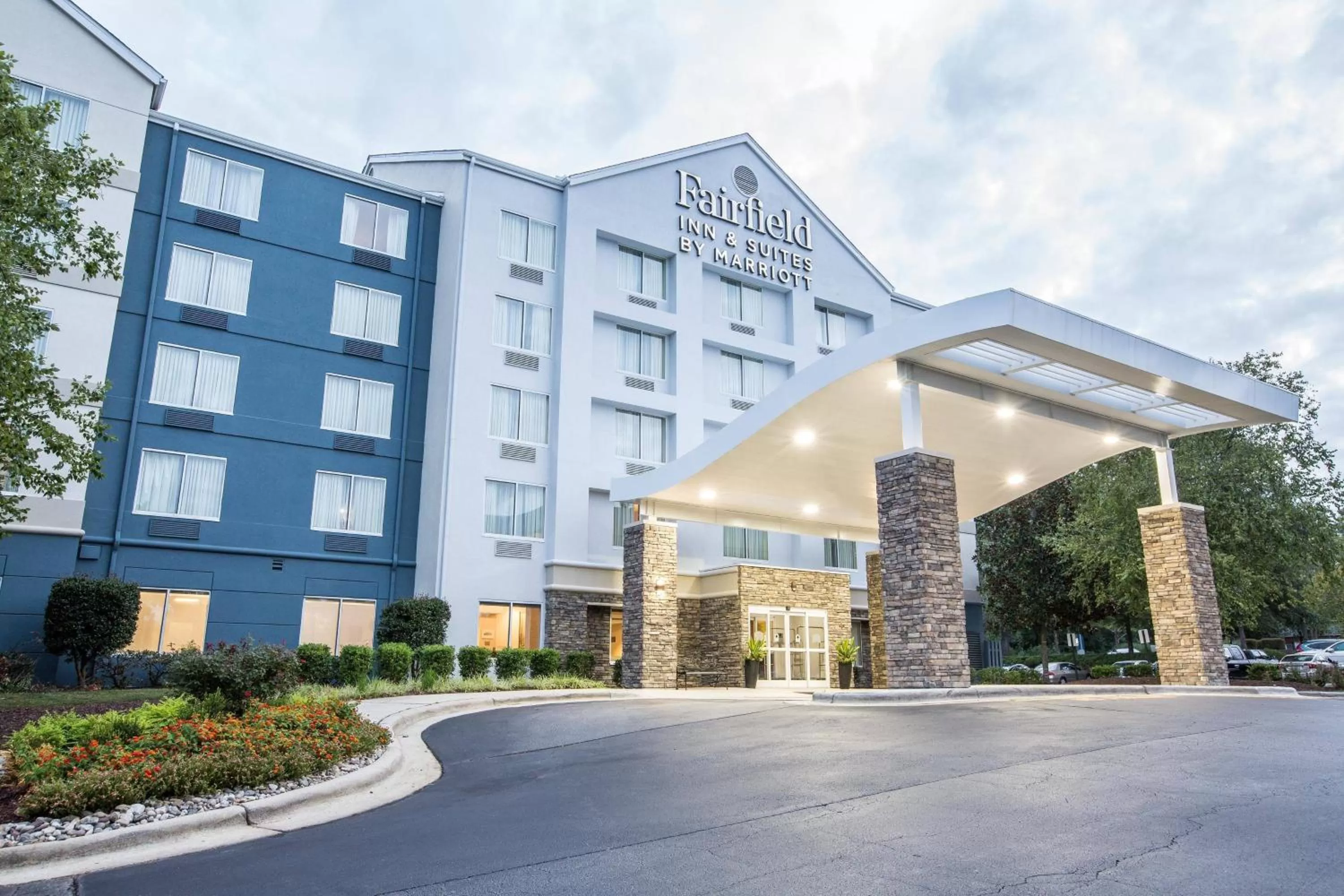 Property building in Fairfield Inn & Suites Raleigh Durham Airport Research Triangle Park