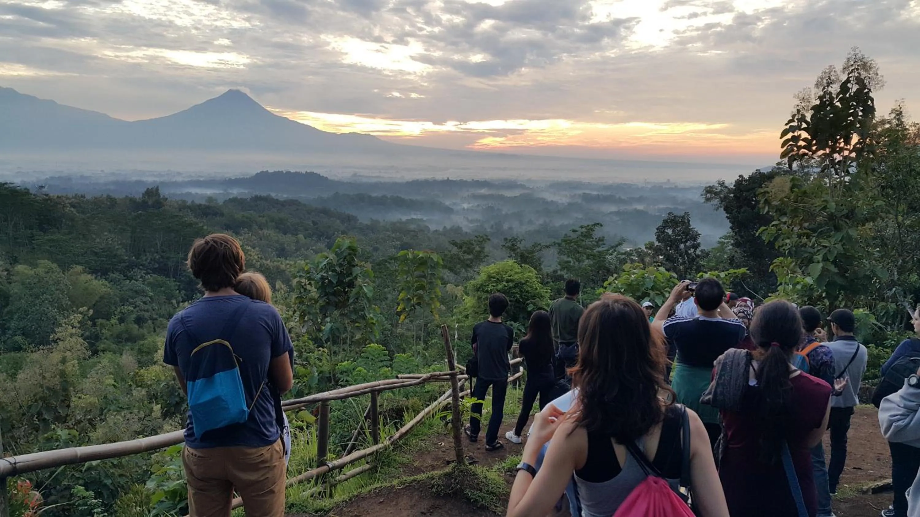 Neighbourhood in Sarasvati Borobudur