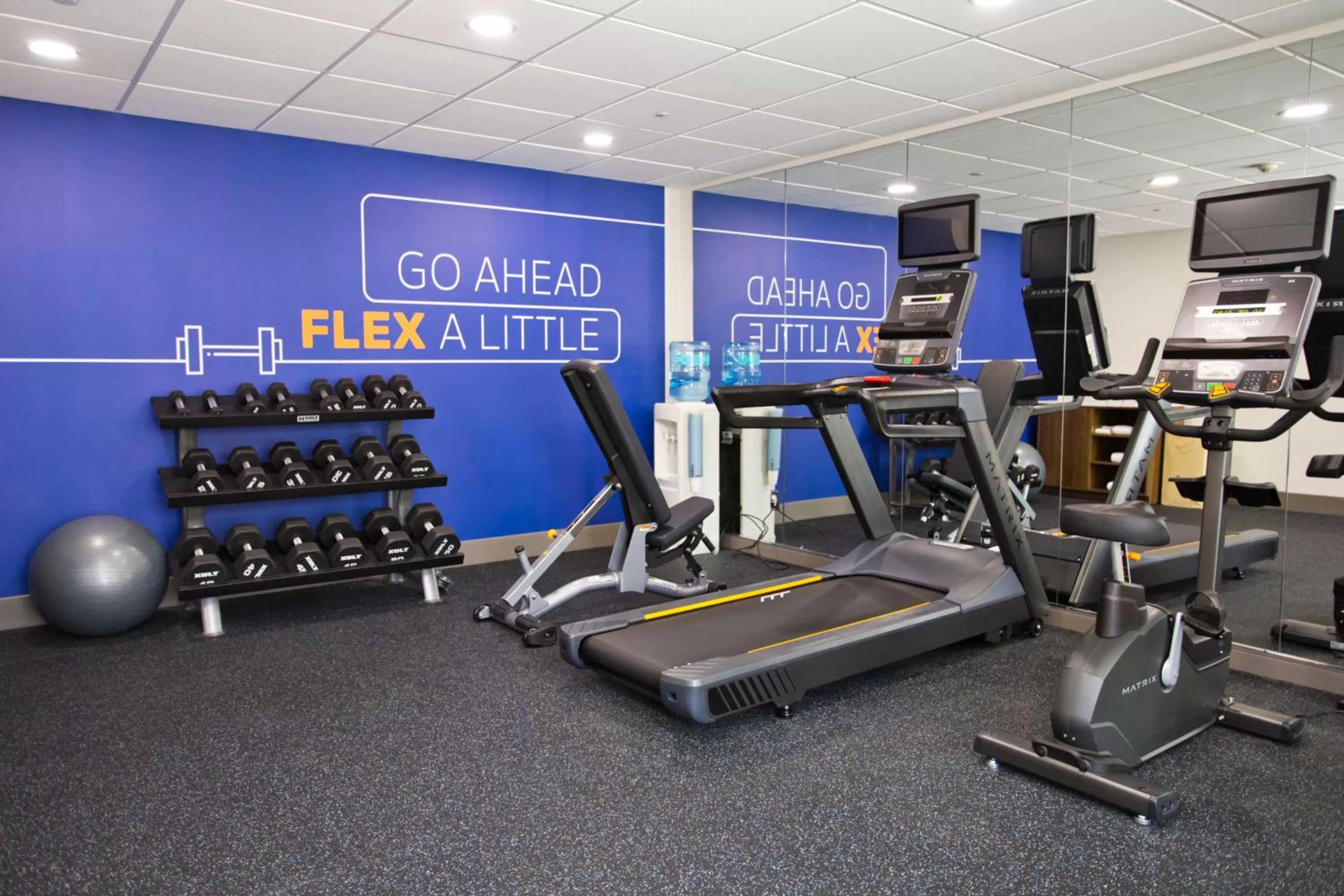 Fitness centre/facilities in Holiday Inn Express & Suites Sacramento NE Cal Expo by IHG
