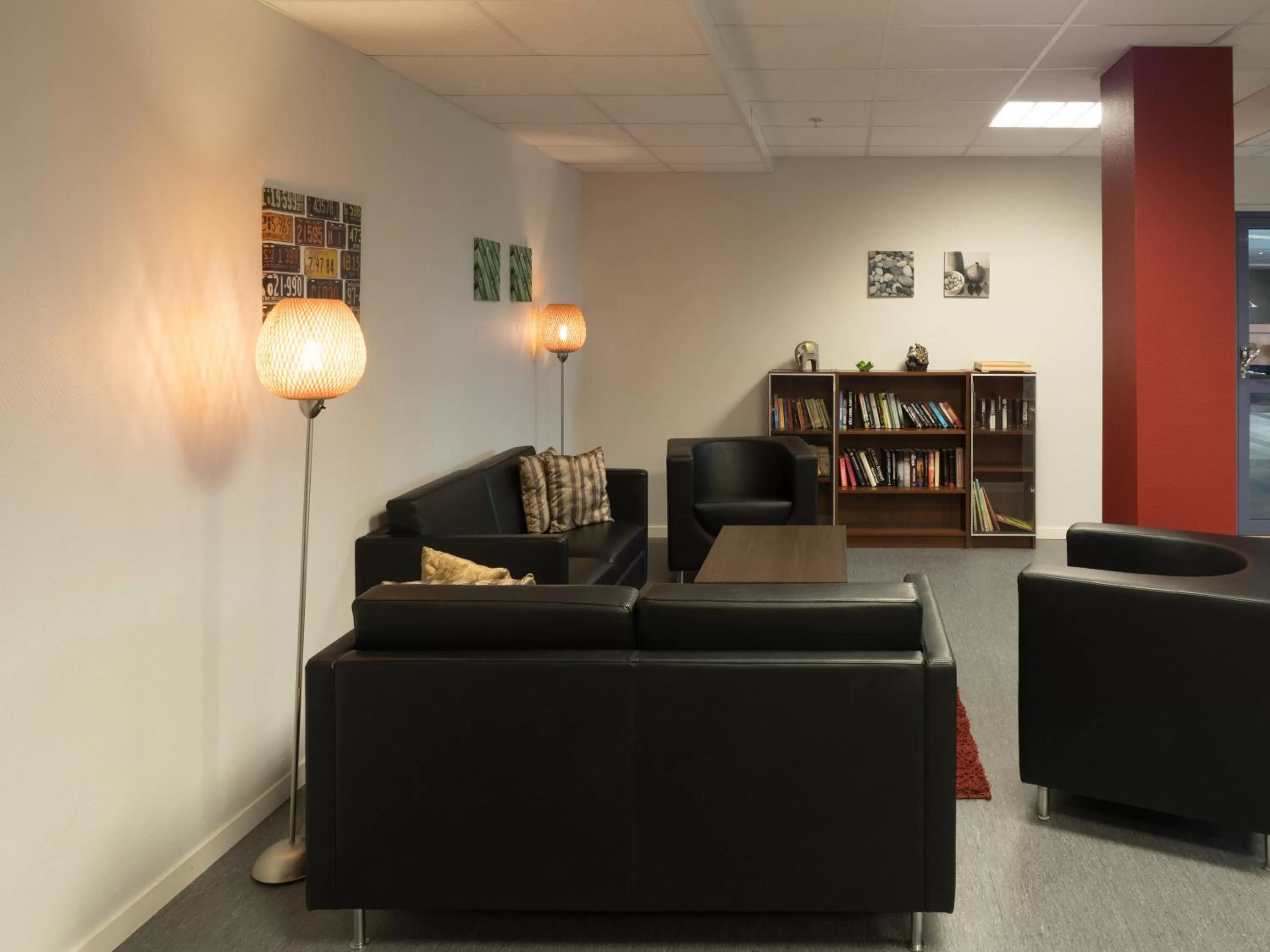 Communal lounge/ TV room in 2Home Stockholm South