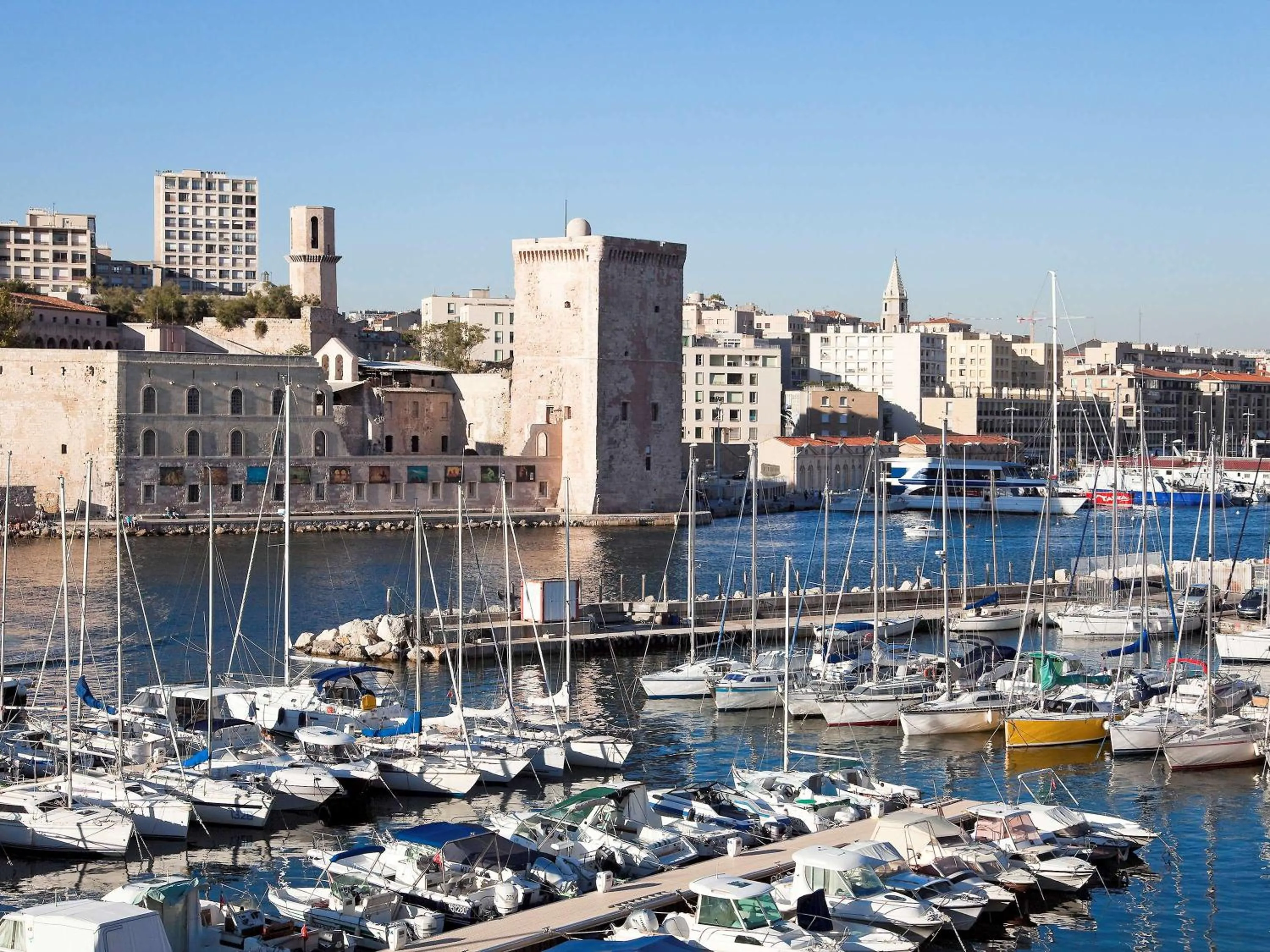 Deluxe Queen Room with Harbor View in Novotel Marseille Vieux Port