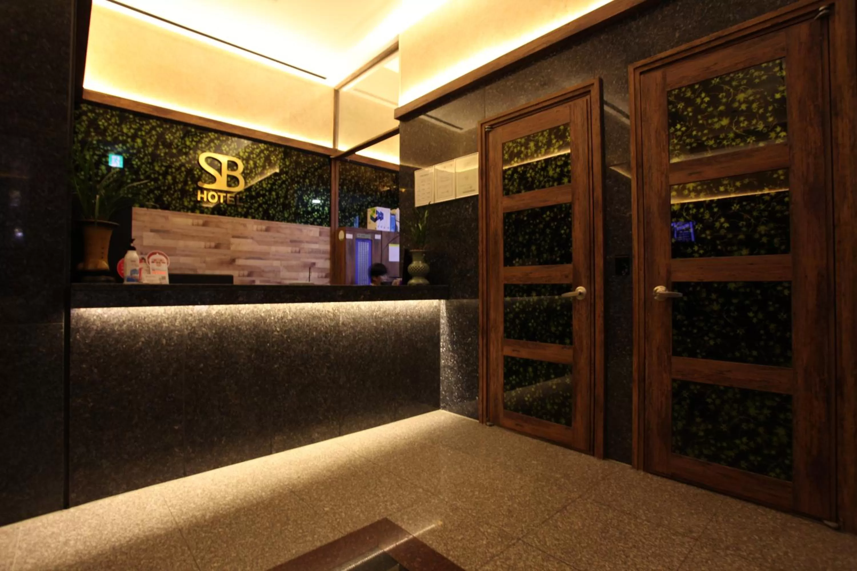 Communal lounge/ TV room in Boutique Hotel SB Yeouido