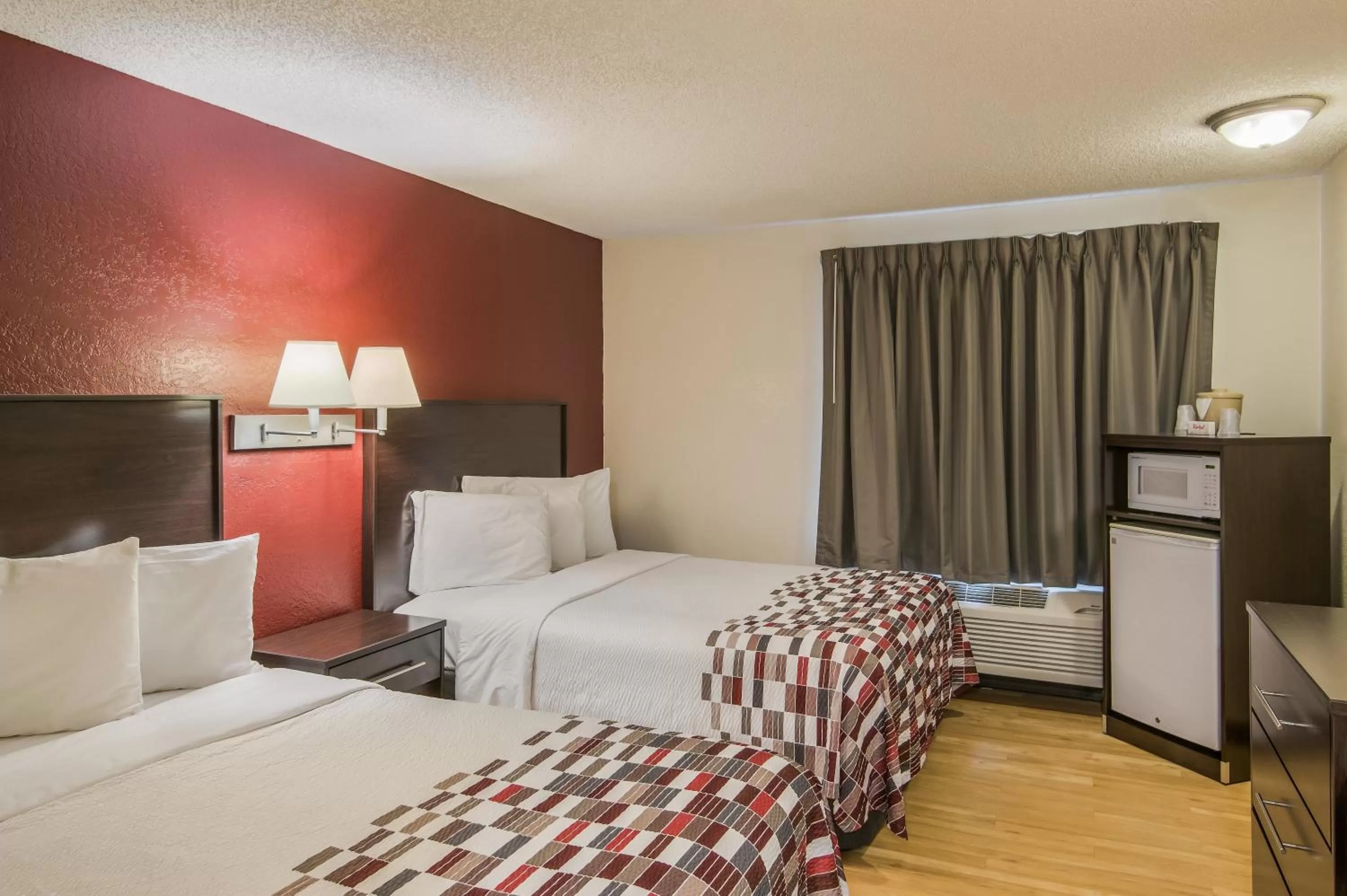 Deluxe Room with Two Queen Beds Disability Access Roll-In Shower Non-Smoking in Red Roof Inn & Suites Pensacola East - Milton