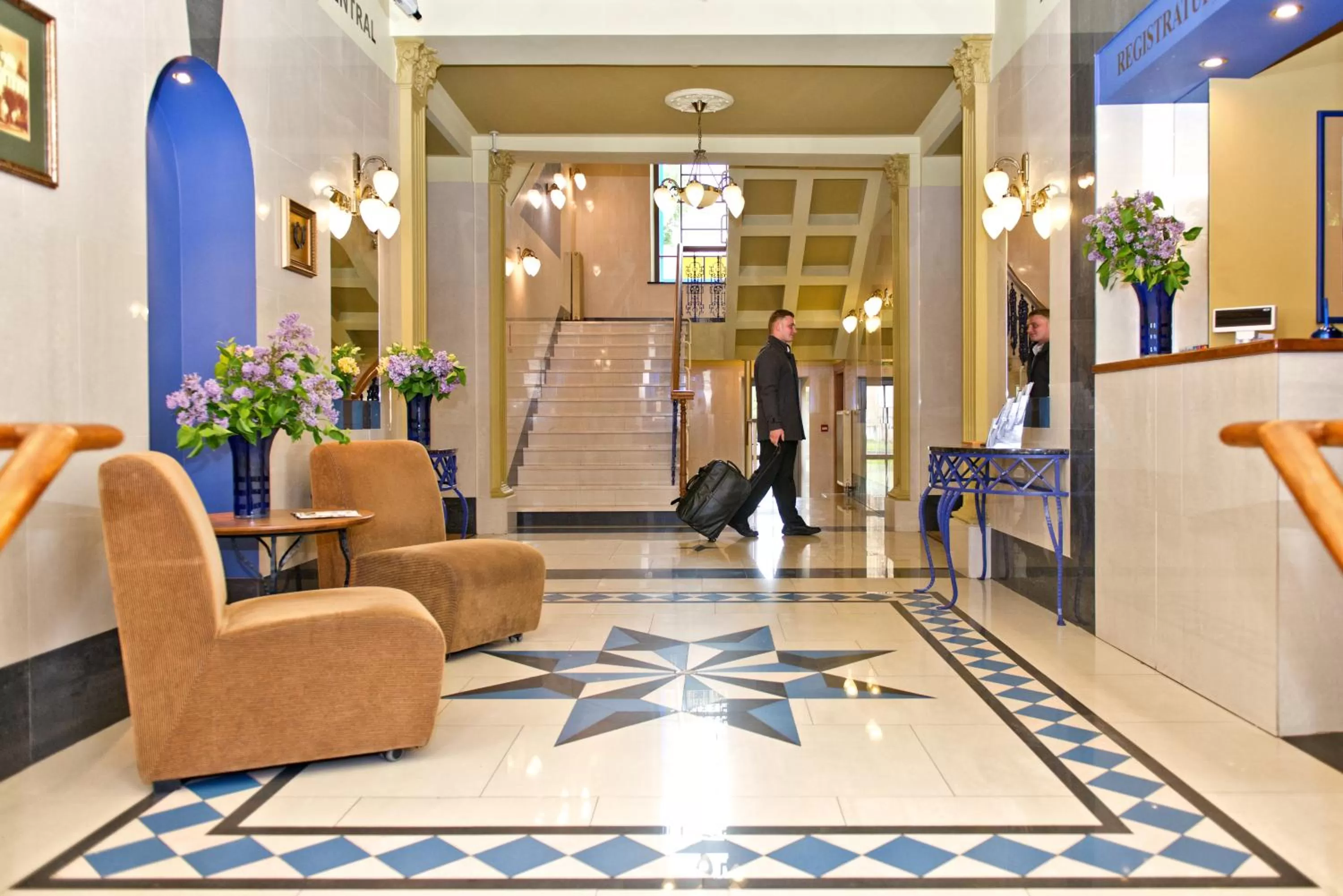 Lobby or reception in BEST BALTIC Hotel Druskininkai Central