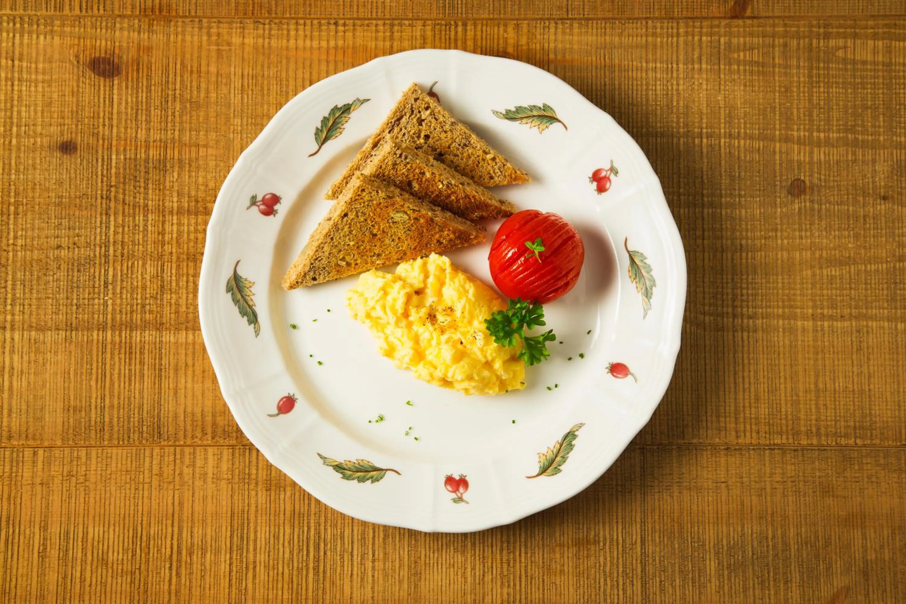 Breakfast in Tinhay Mill