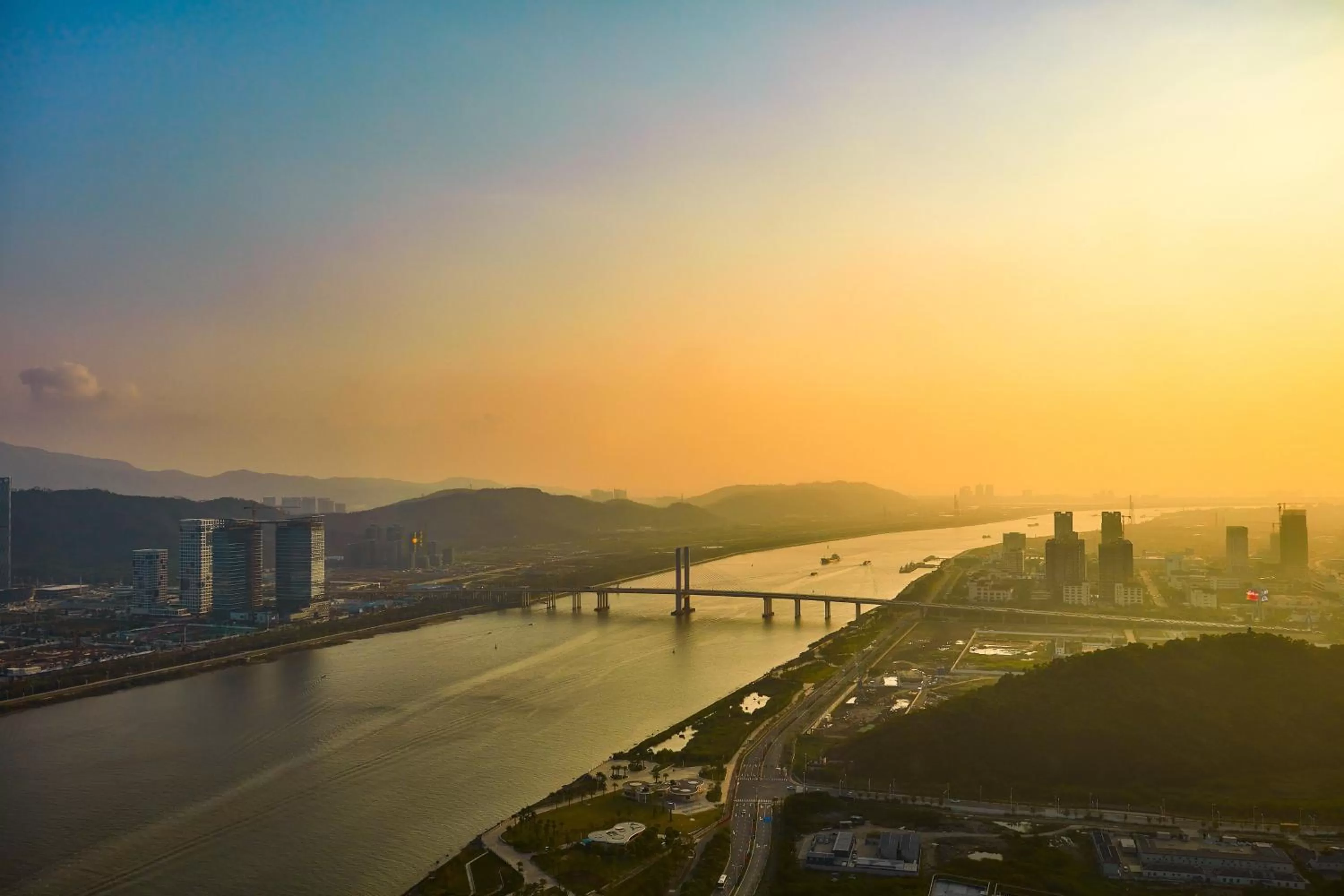 Photo of the whole room in The St. Regis Zhuhai