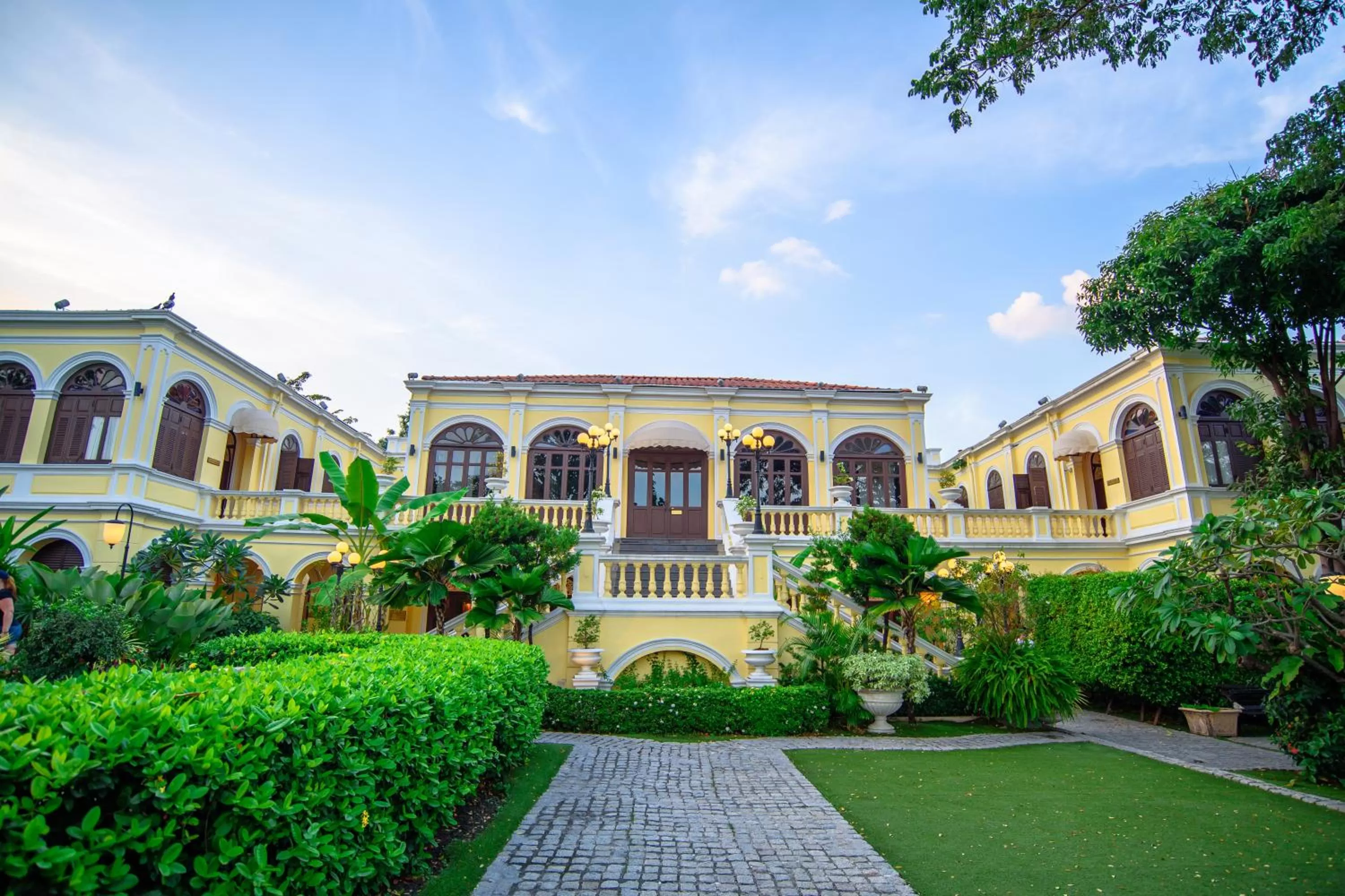 Facade/entrance in Praya Palazzo