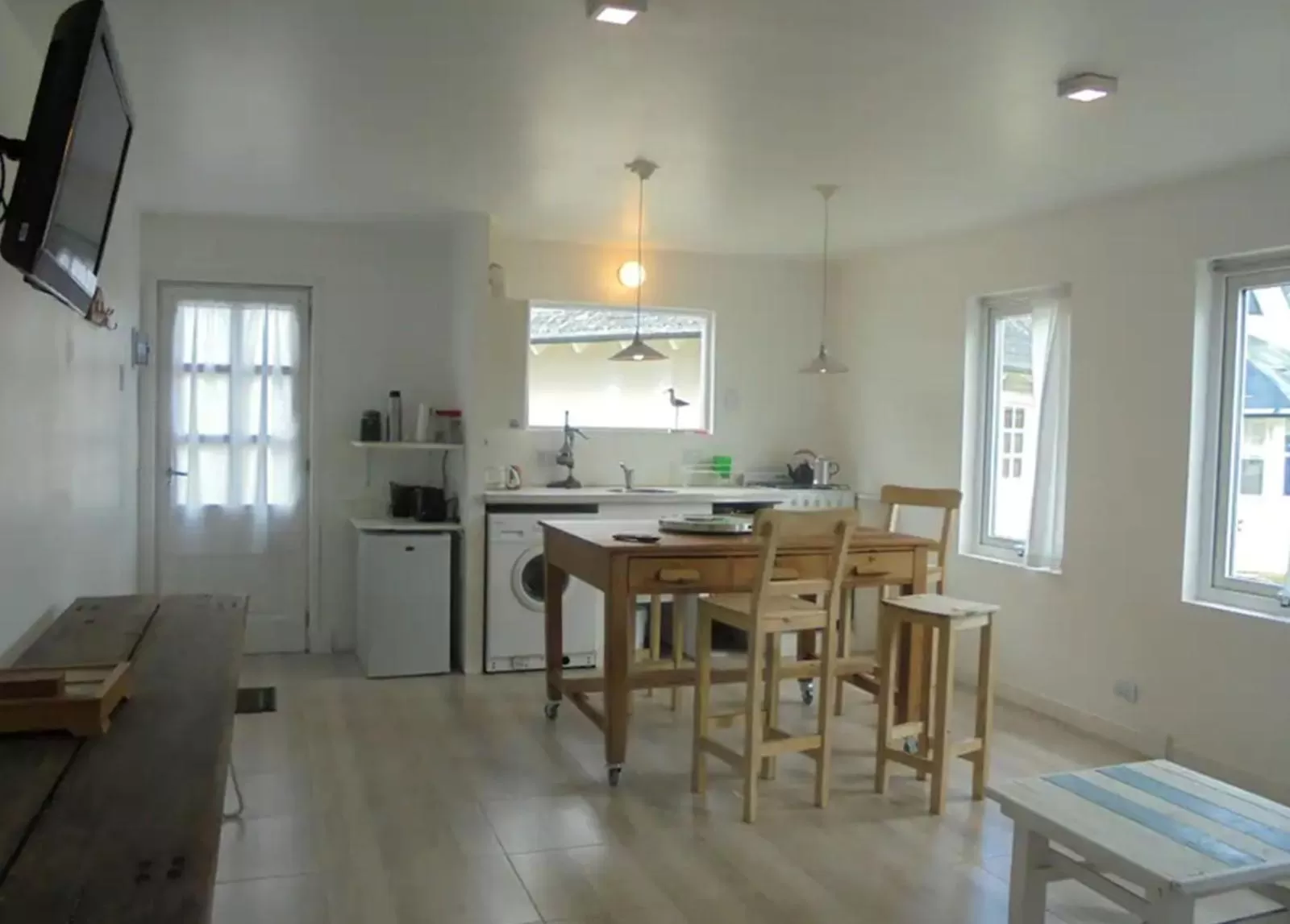 Breakfast, Dining Area in B&B Cerro Krund