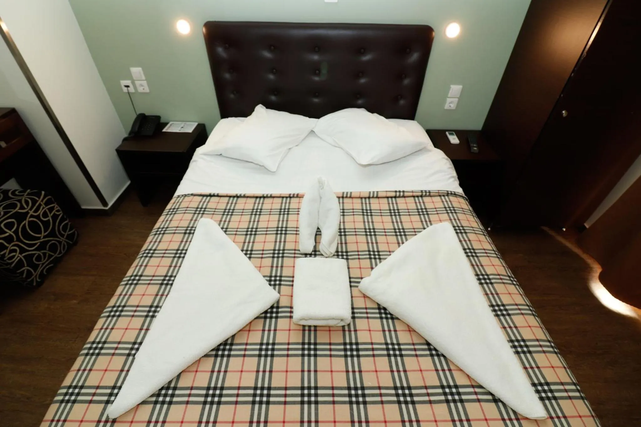 Bed in Athens Choice Hotel