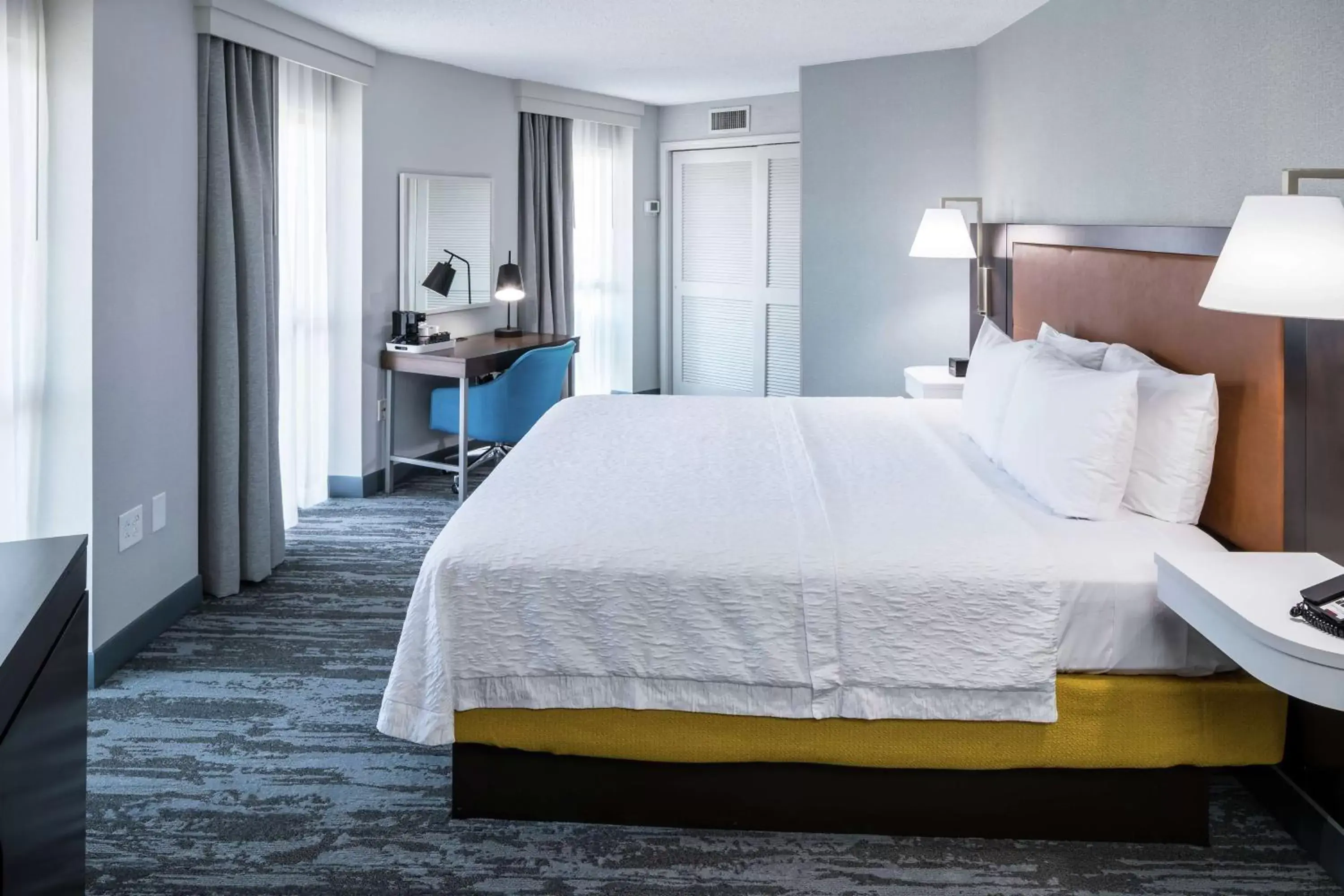 King Room with Balcony - Non-Smoking in Hampton Inn & Suites Memphis-Beale Street King Room with Balcony - Non-Smoking in Hampton Inn & Suites Memphis-Beale Street