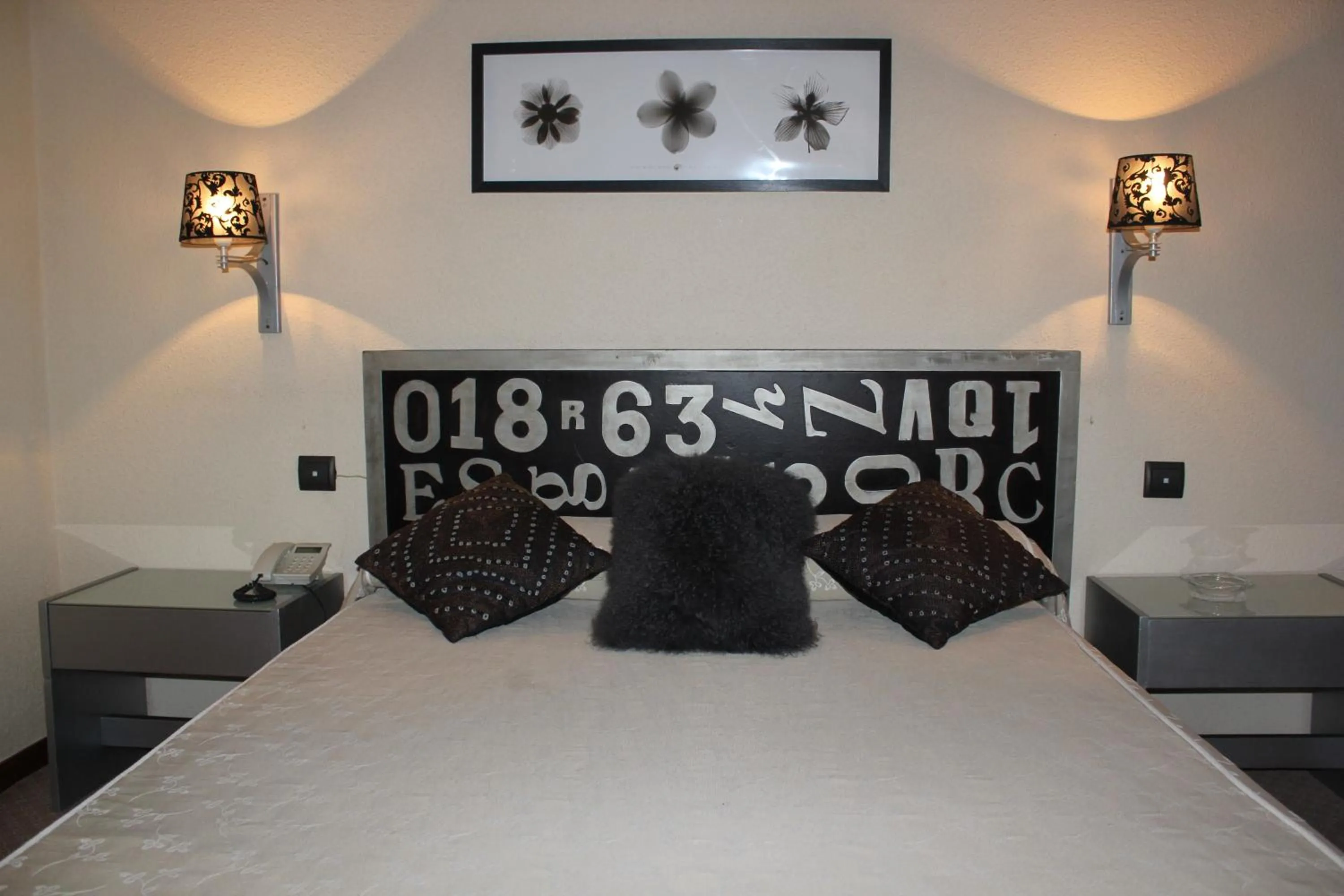 Photo of the whole room, Bed in Hotel Vejo