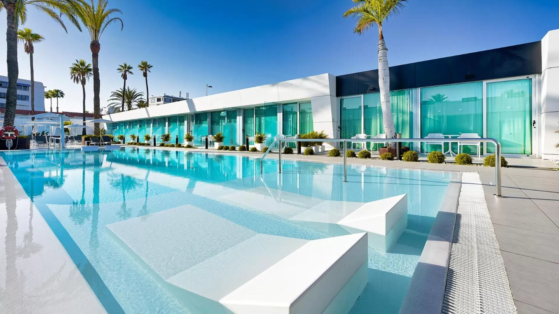 Swimming pool in Hotel Nayra - Adults Only