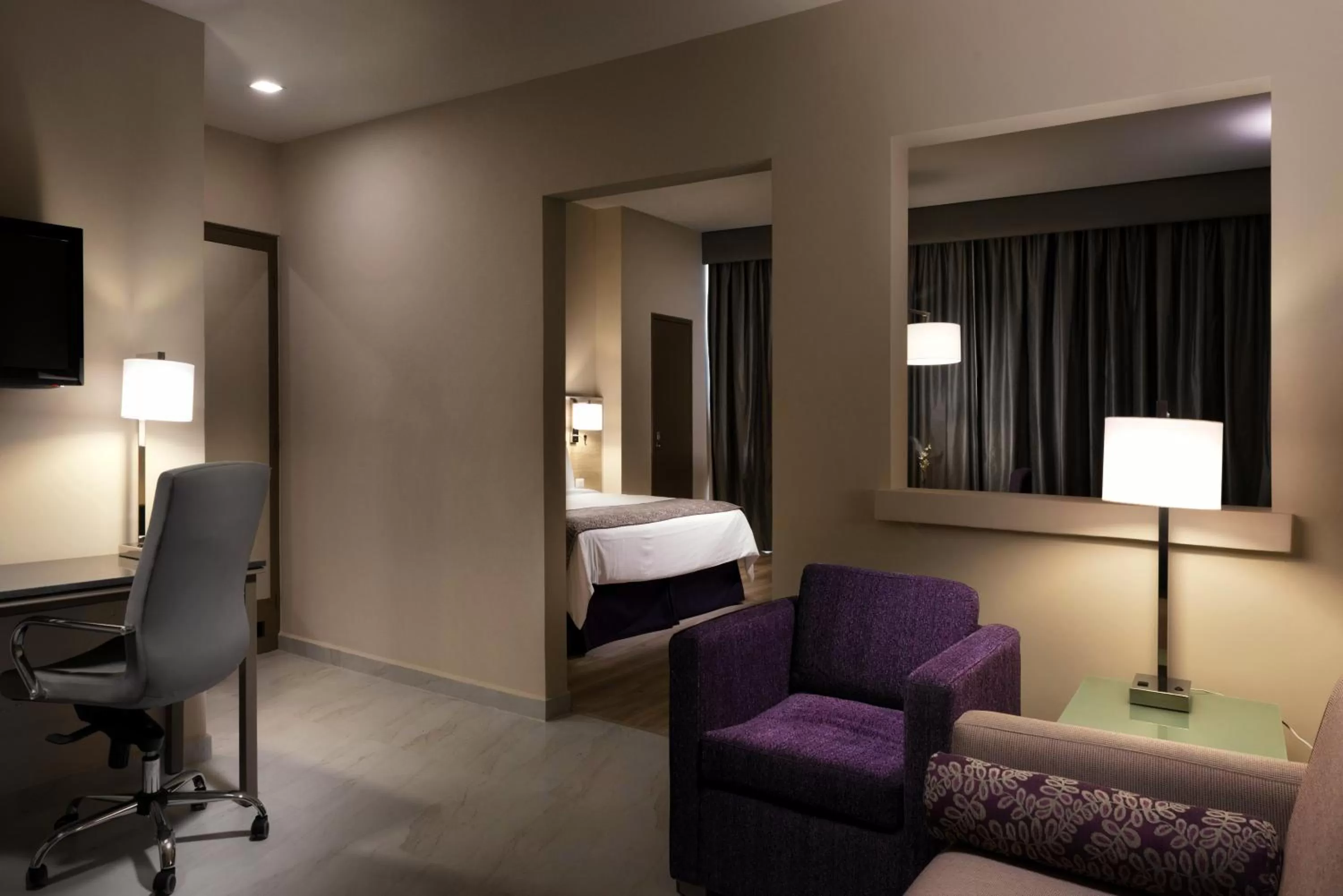 Living room, Bed in Krystal Monterrey