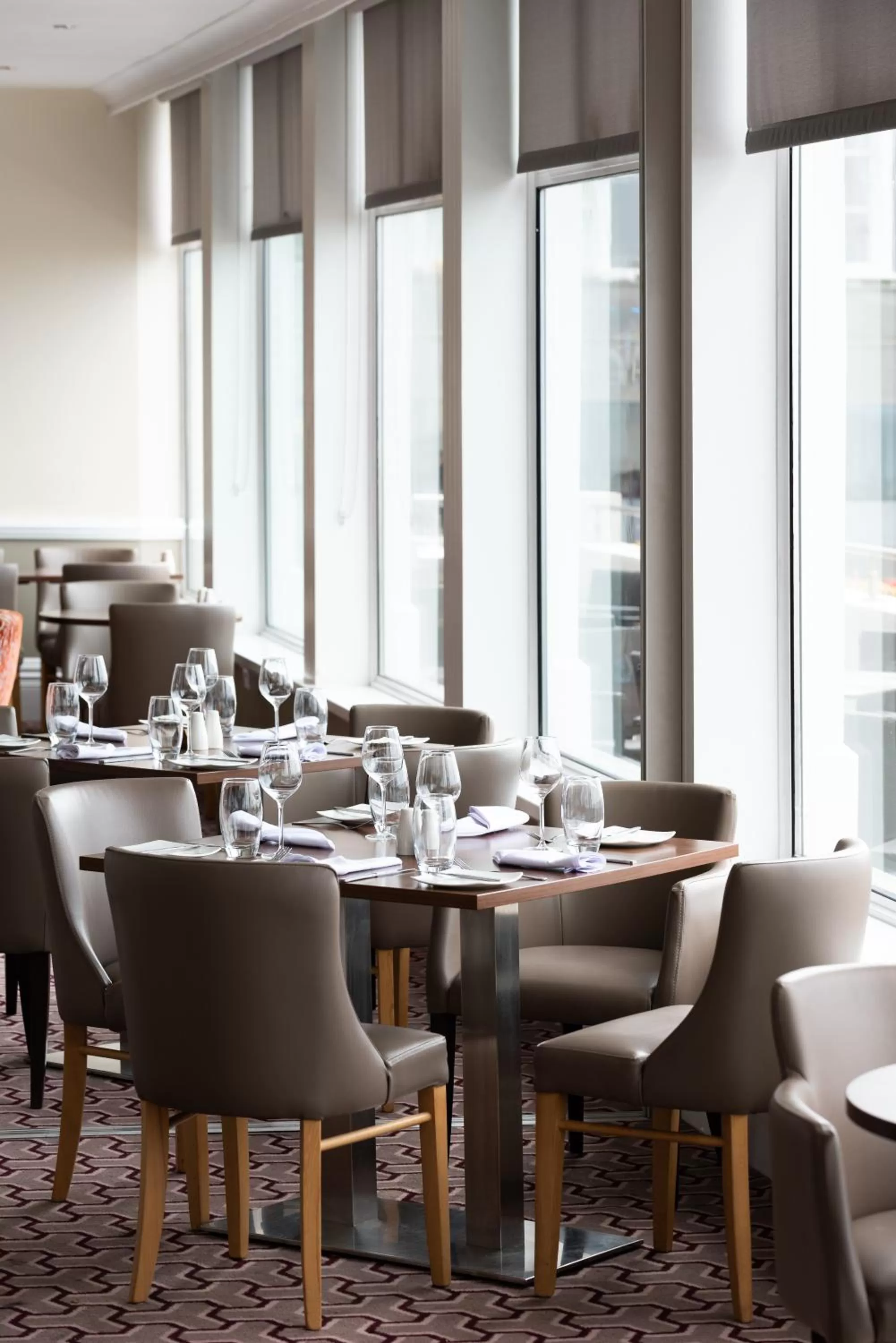 Restaurant/places to eat in Best Western Carlton Hotel