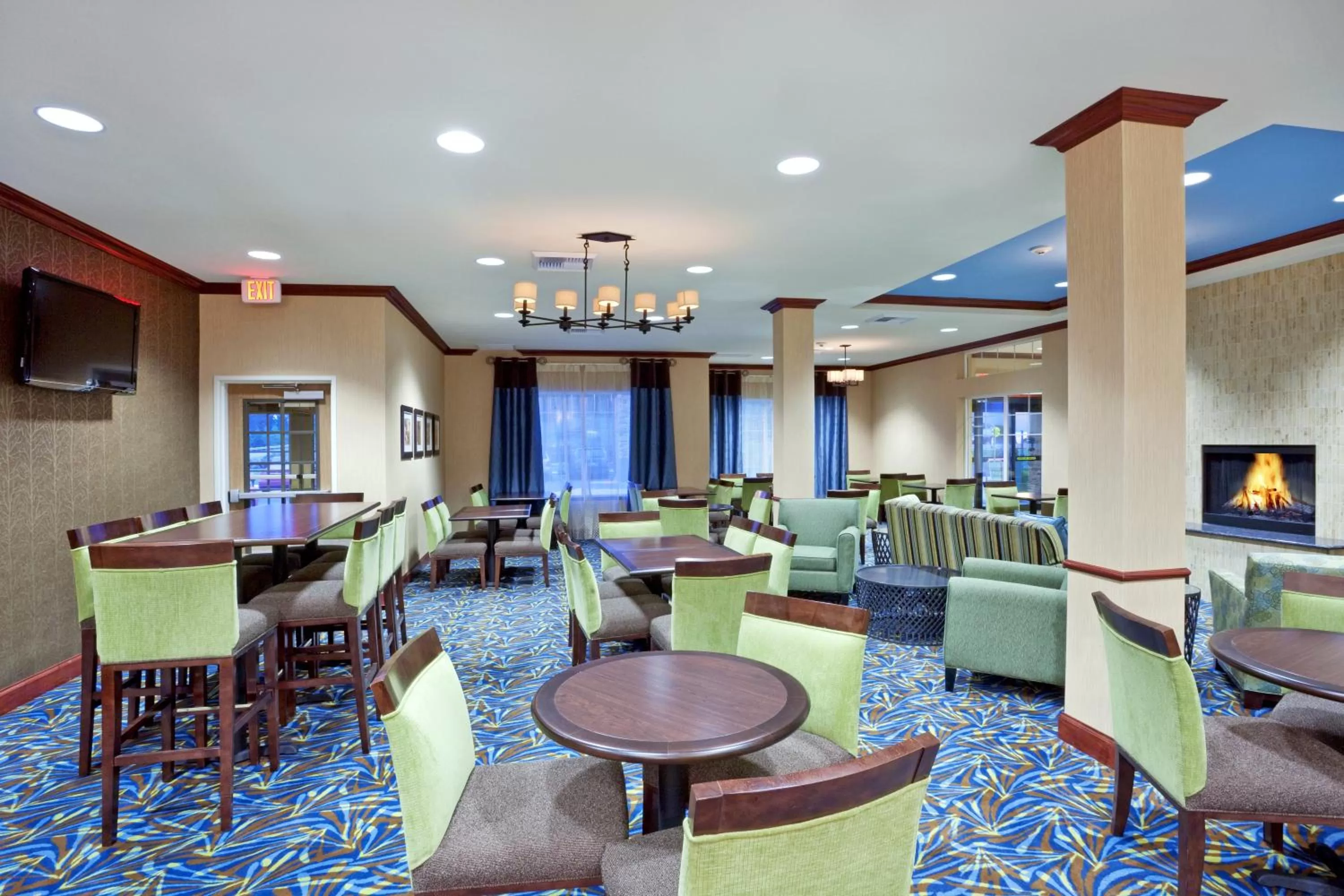 Breakfast in Holiday Inn Express Hotel & Suites North Sequim by IHG