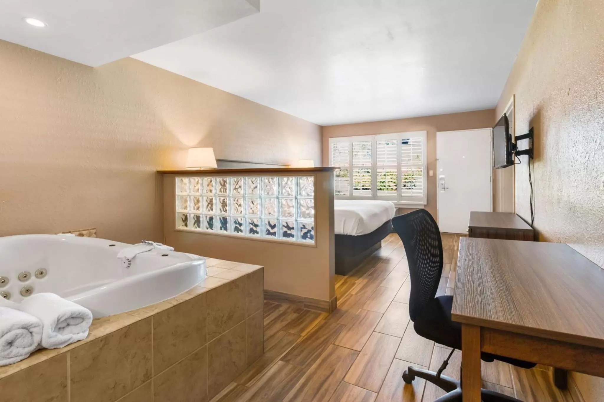 Bathroom in Vero Beach Inn & Suites Vero Beach I-95