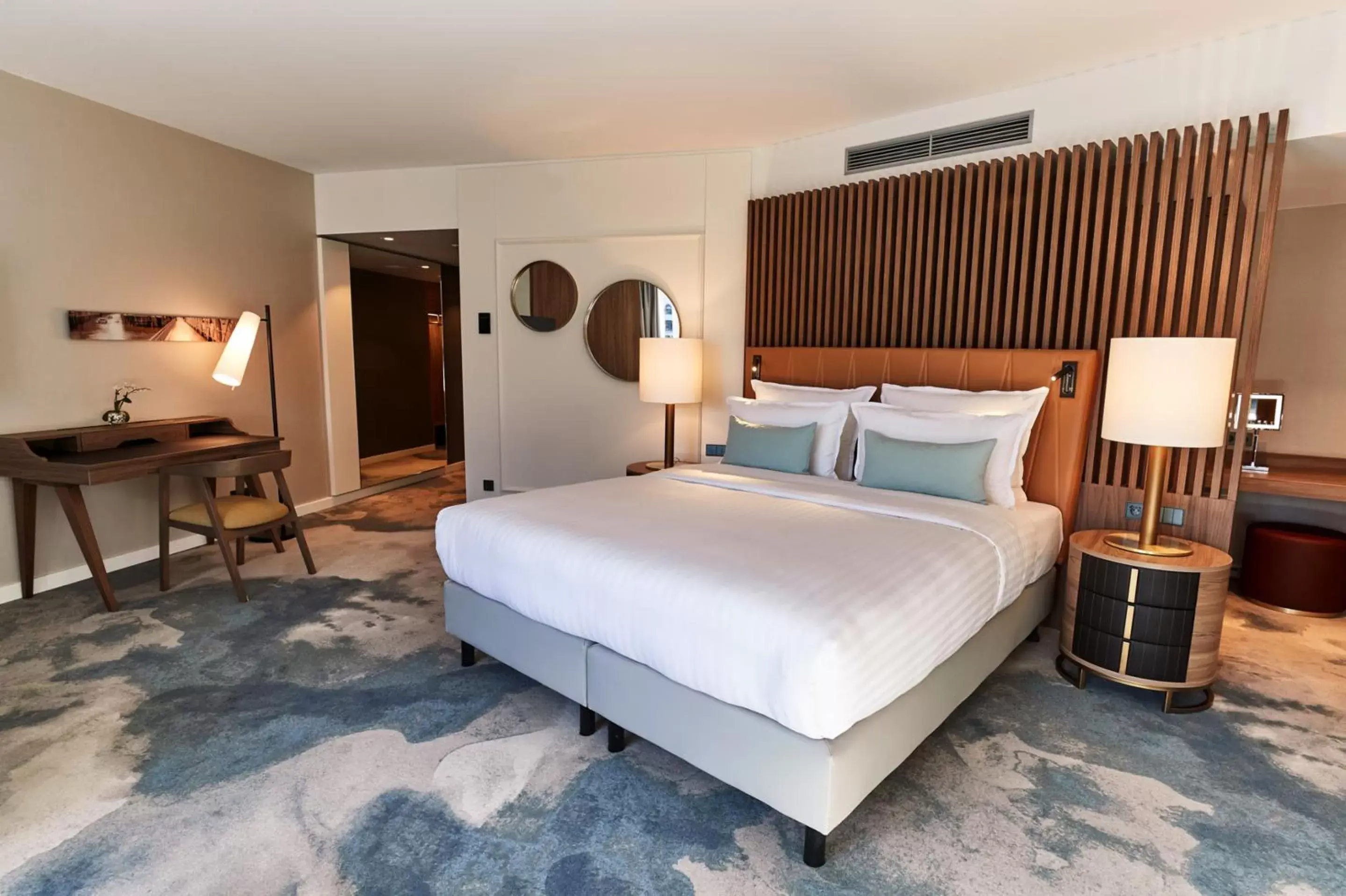 Junior Suite in Steigenberger Hotel Hamburg Junior Suite in Steigenberger Hotel Hamburg