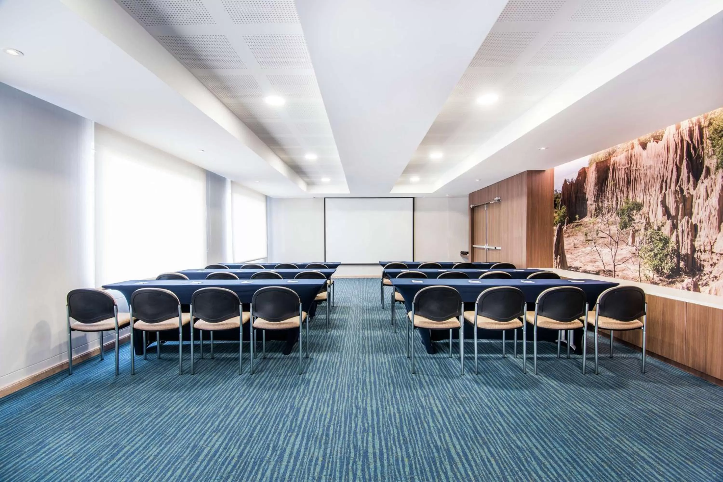 Meeting/conference room in Hampton By Hilton Cucuta