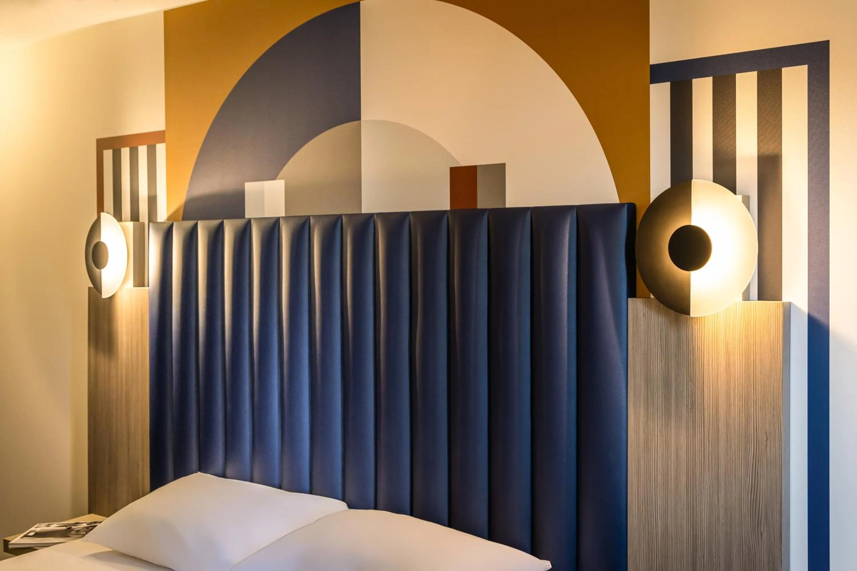 Bed in ibis Styles Saint-Quentin