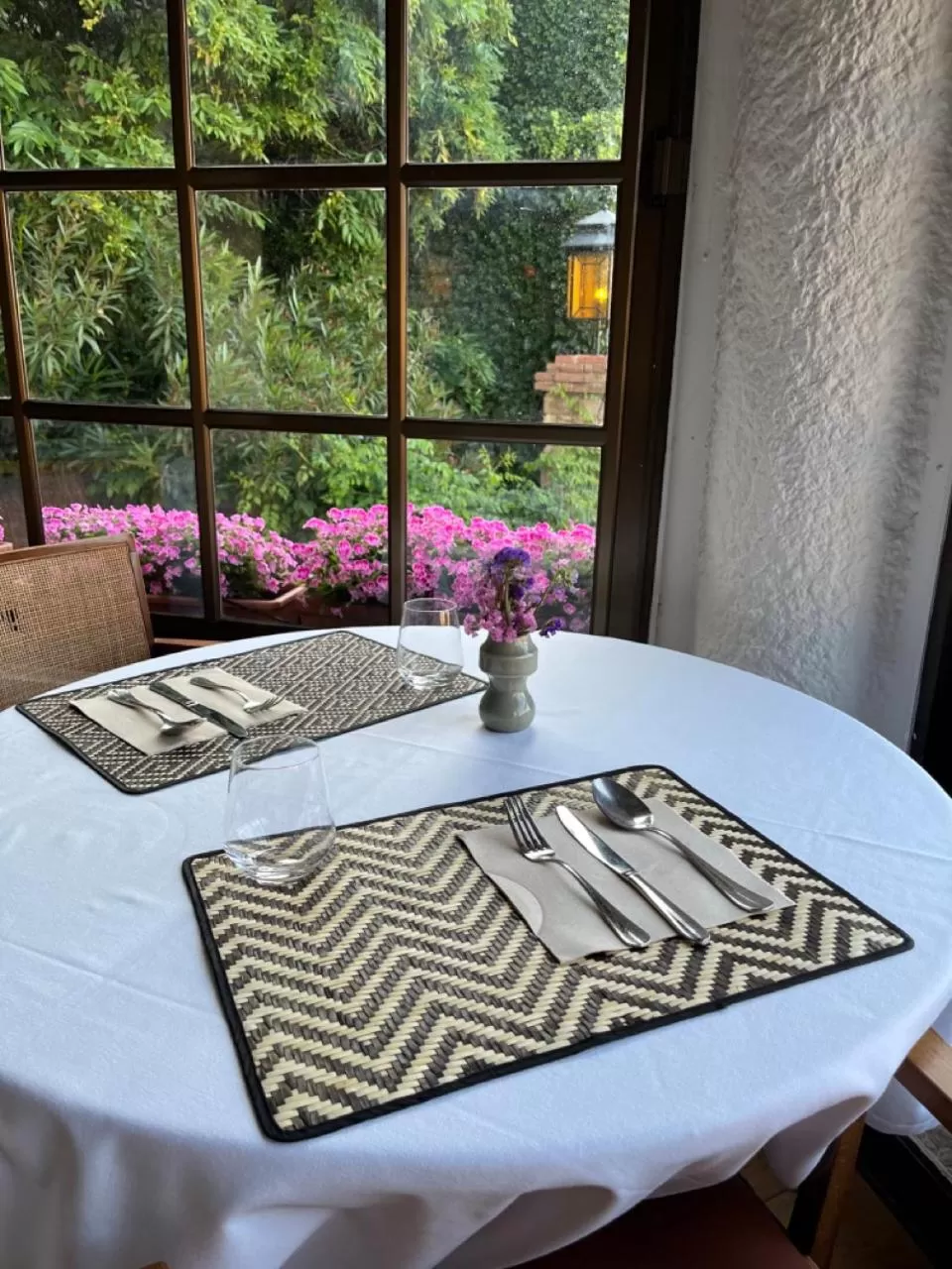 Dining area in Hostal de la Plaça - Hotel Boutique